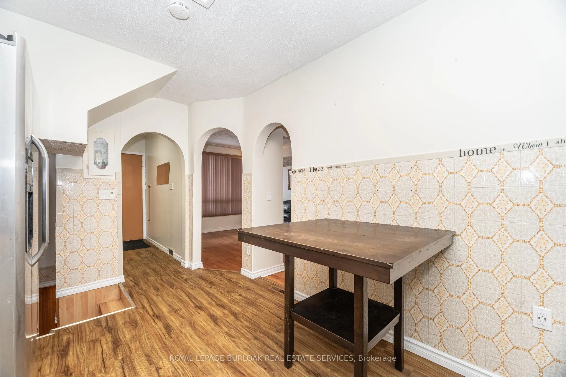Photo 11 of 163 Connaught Avenue N, Hamilton, Stipley — HOMEH