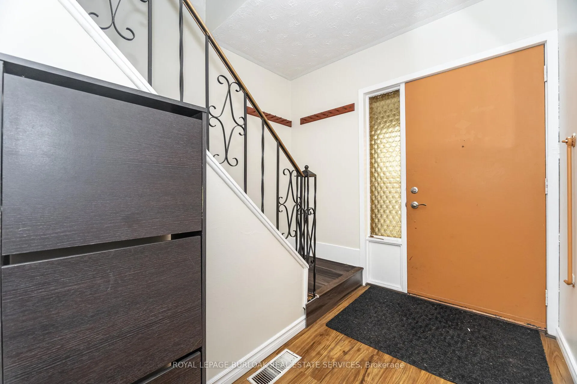 Photo 18 of 163 Connaught Avenue N, Hamilton, Stipley — HOMEH