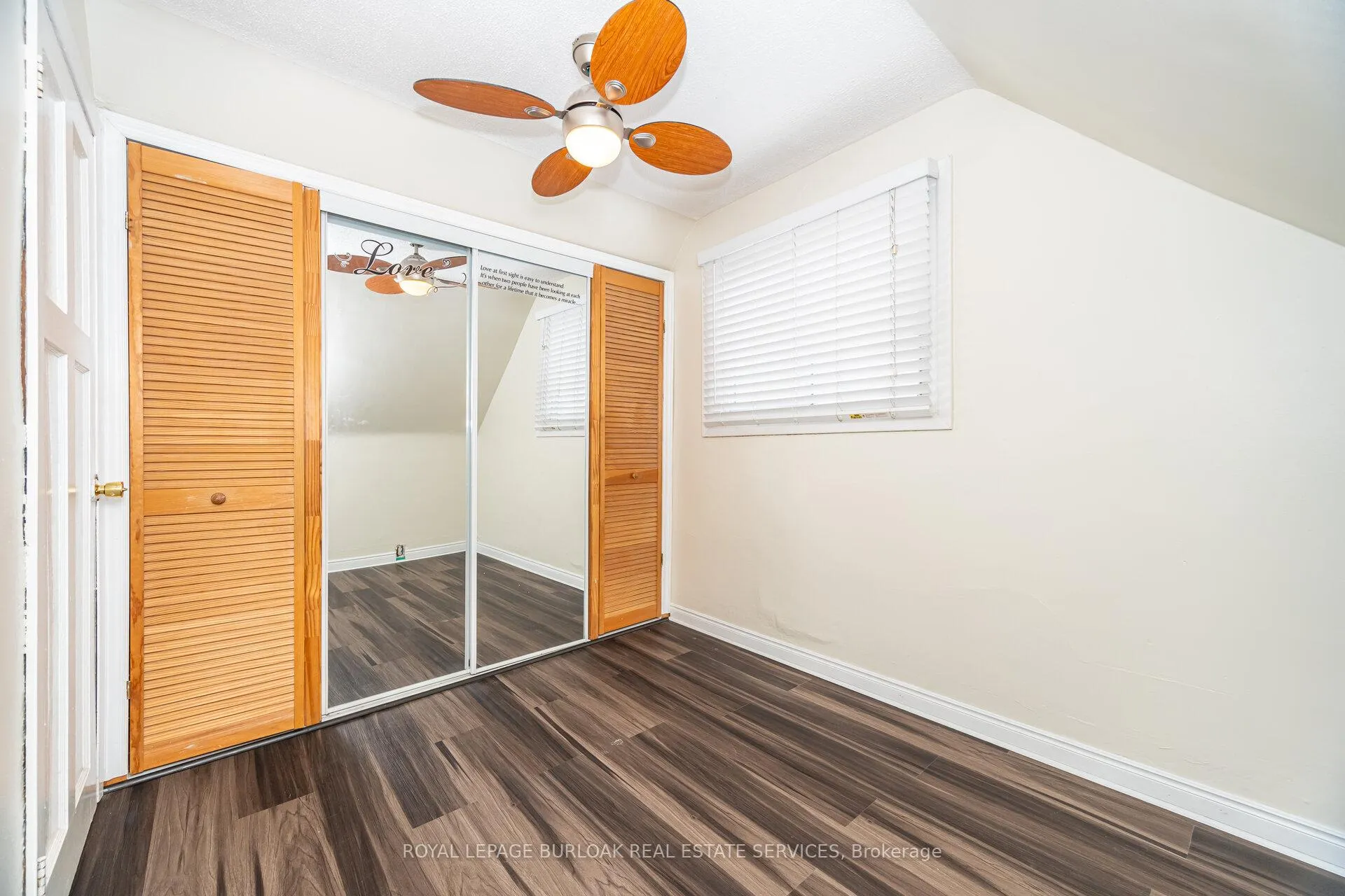Photo 21 of 163 Connaught Avenue N, Hamilton, Stipley — HOMEH