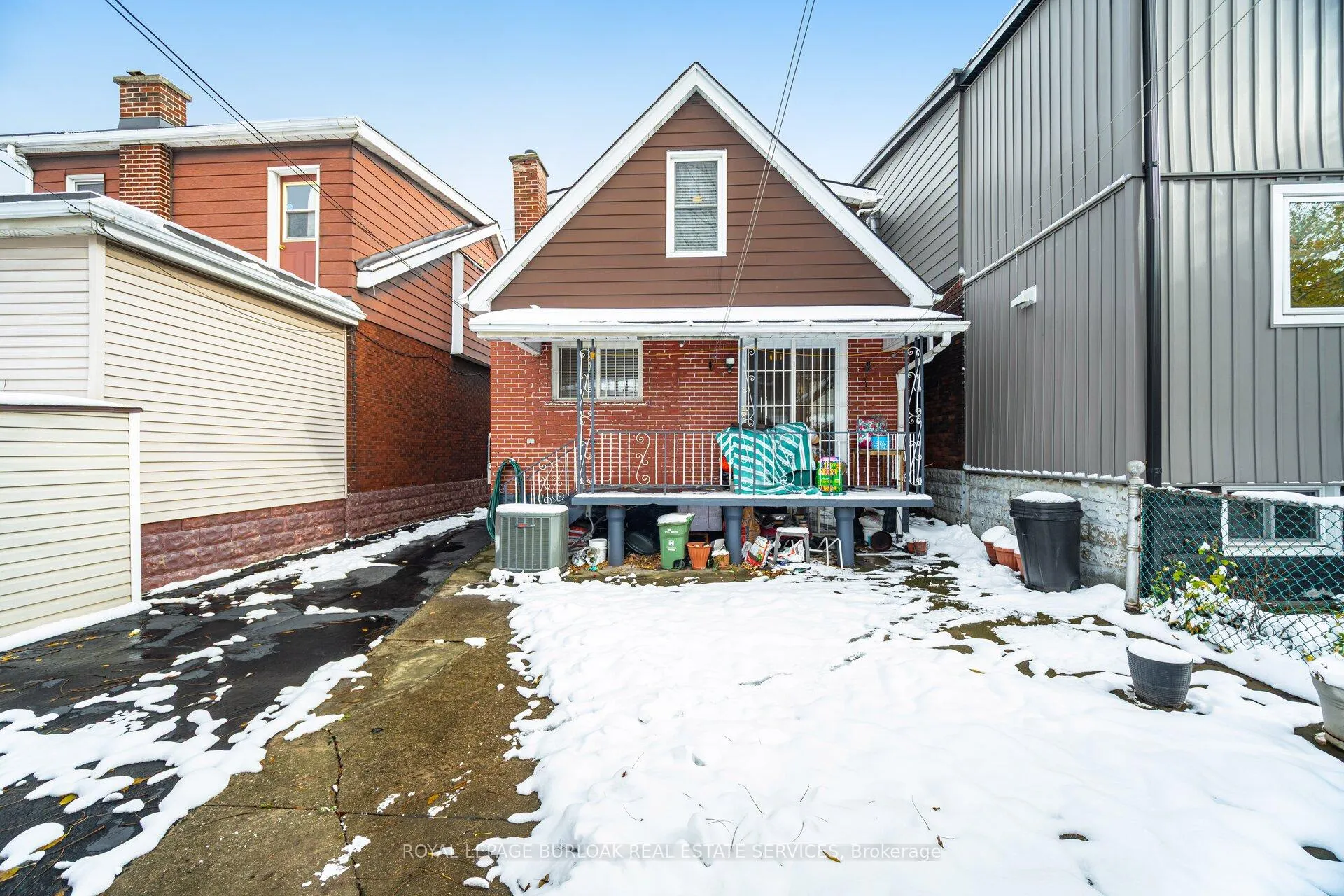 Photo 38 of 163 Connaught Avenue N, Hamilton, Stipley — HOMEH