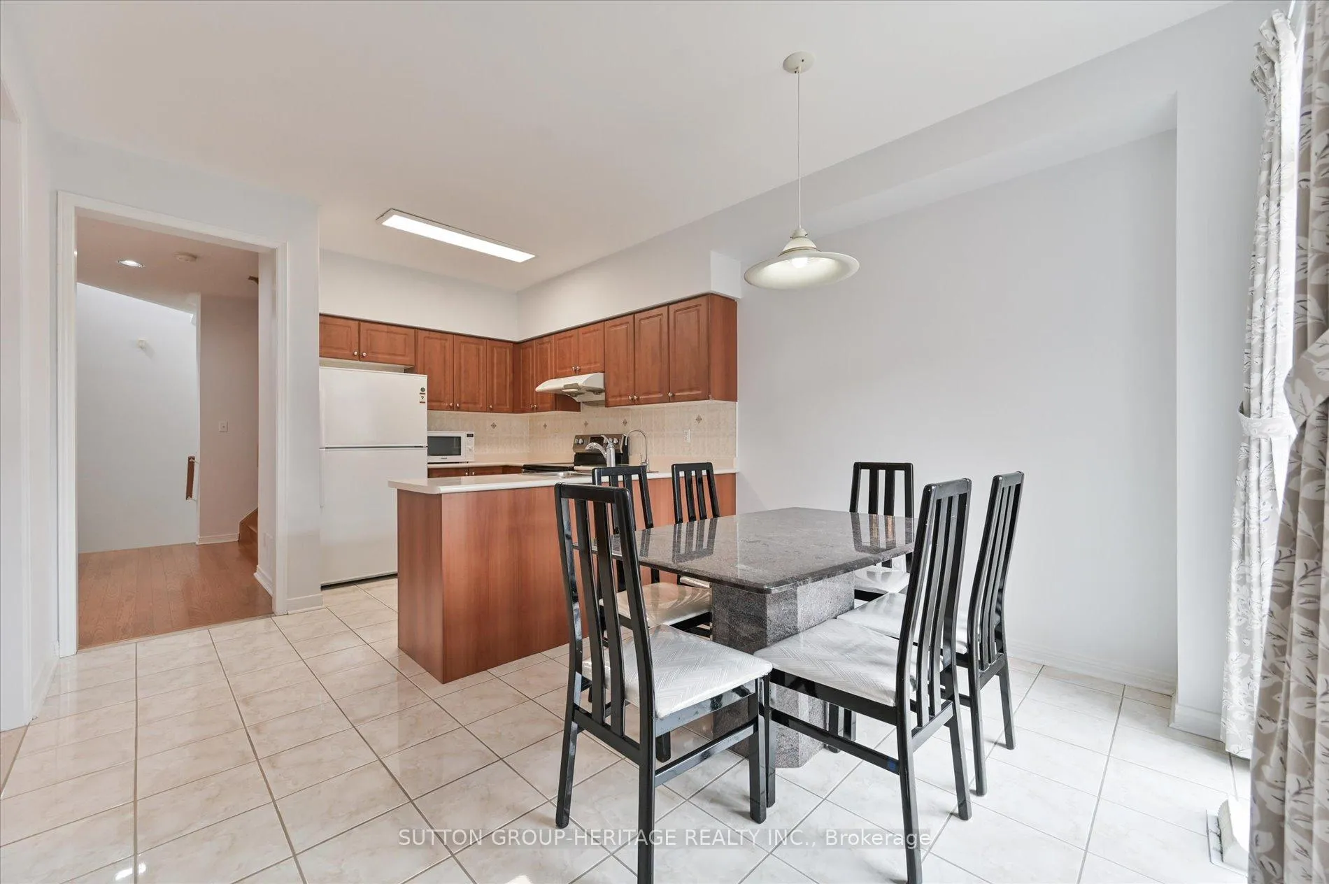 Photo 13 of 31 Thornton Street, Markham, Milliken Mills East — HOMEH