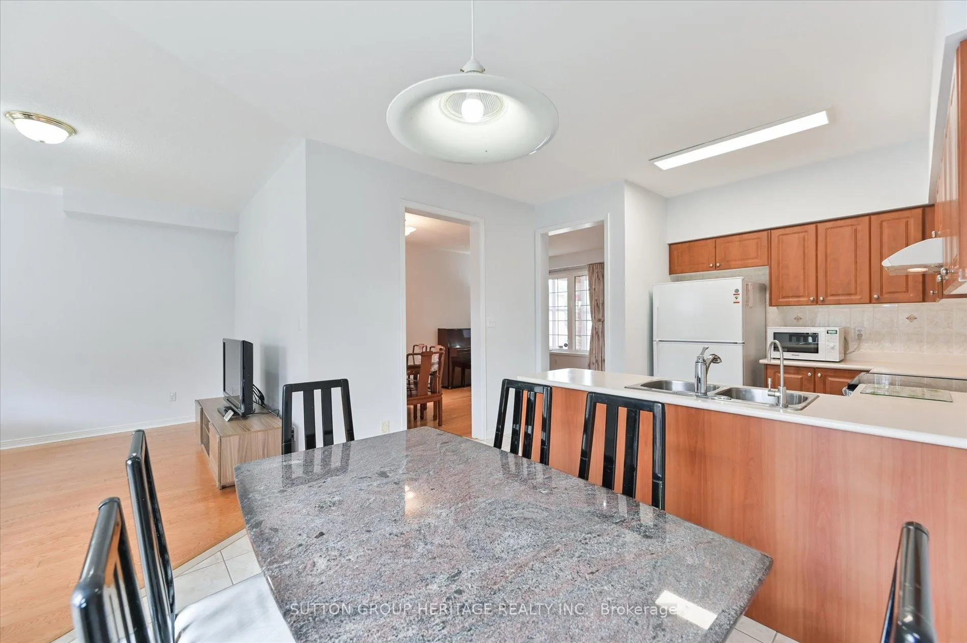 Photo 14 of 31 Thornton Street, Markham, Milliken Mills East — HOMEH