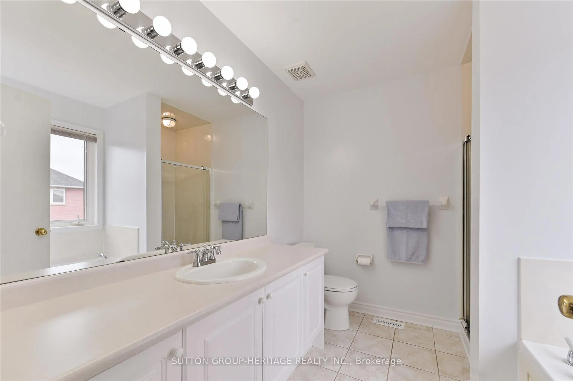 Photo 21 of 31 Thornton Street, Markham, Milliken Mills East — HOMEH