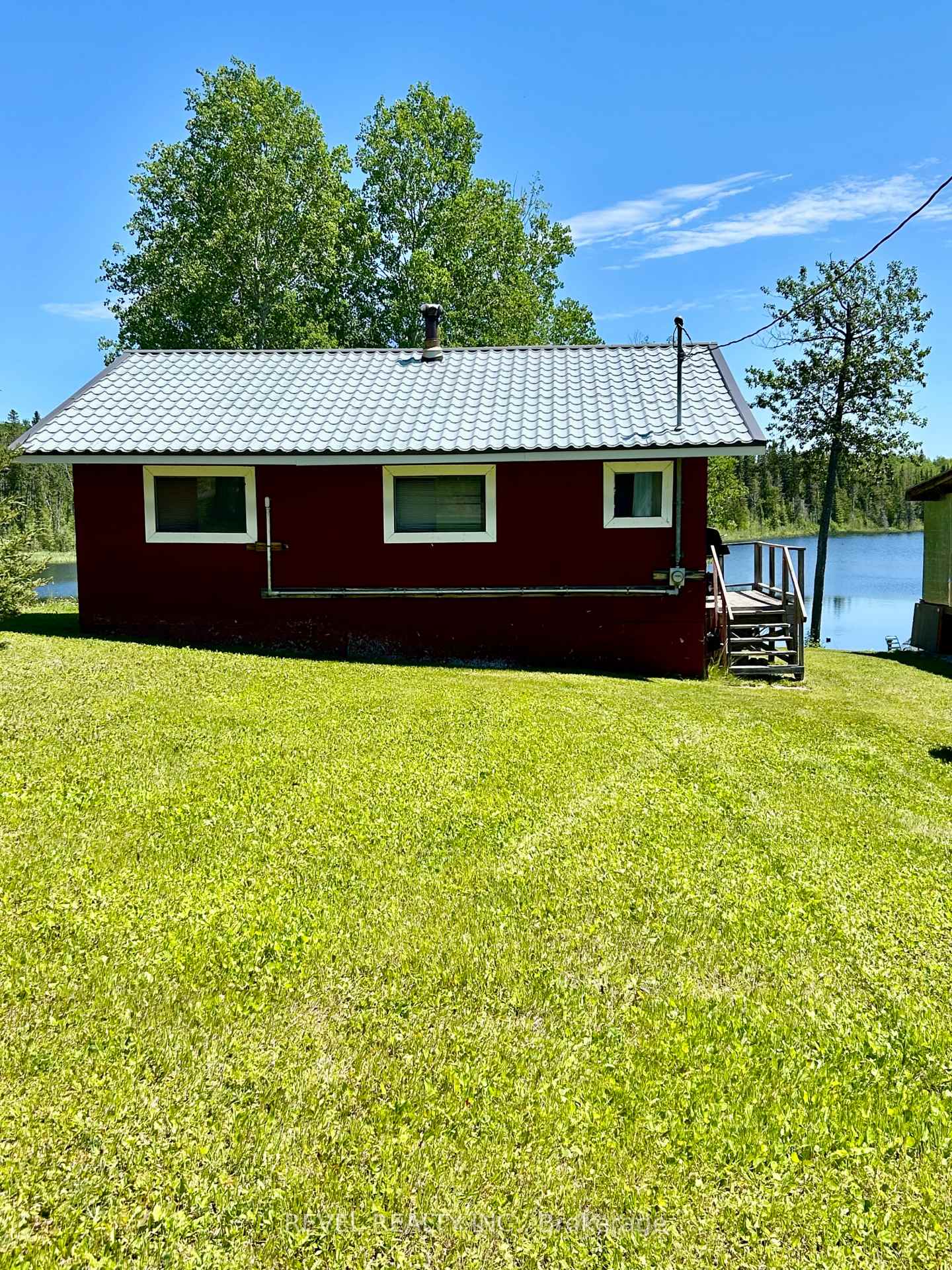Photo 4 of 801 Lavoie Road, Kapuskasing — HOMEH