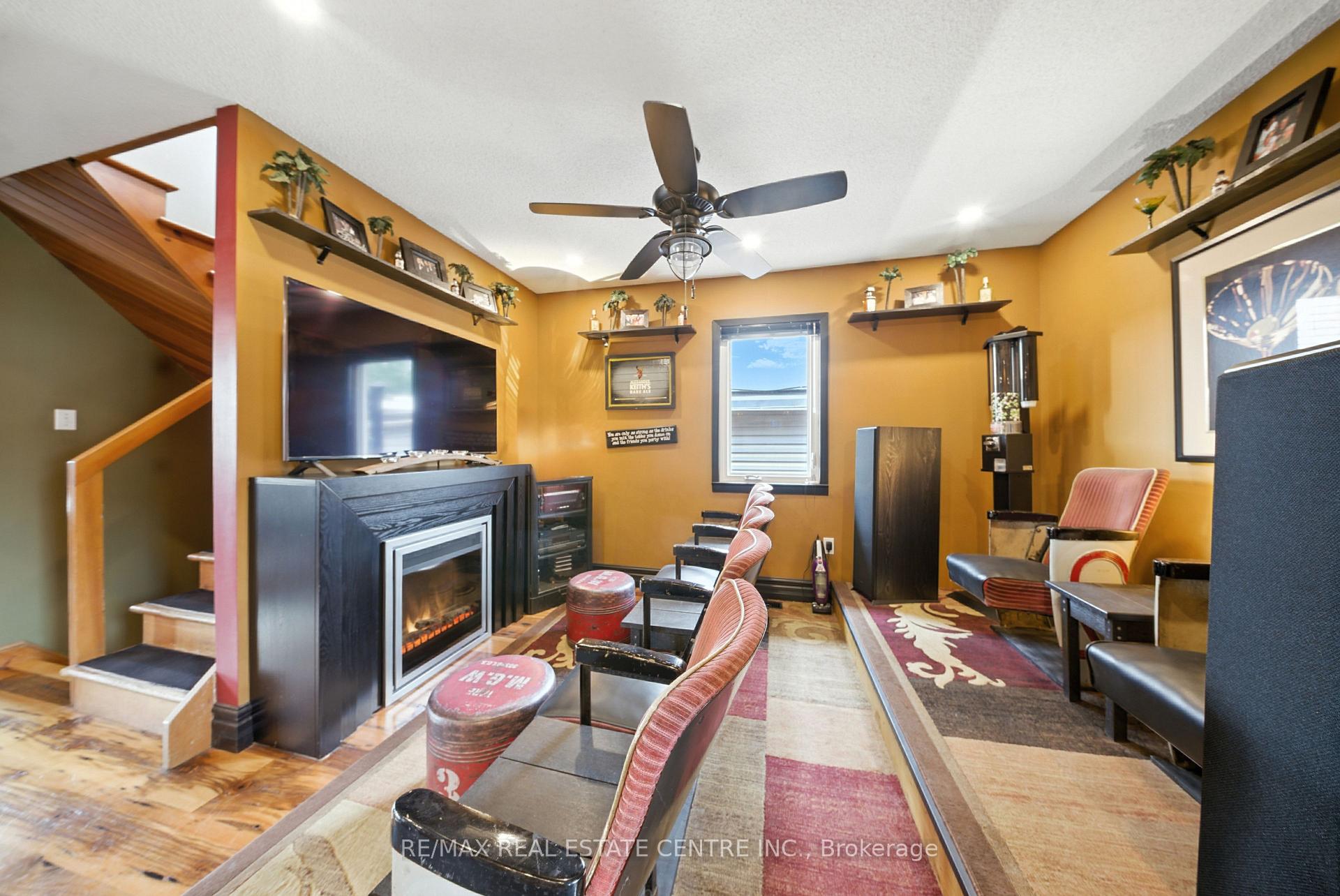 Photo 27 of 14 Royce Avenue, Brampton, Downtown Brampton — HOMEH
