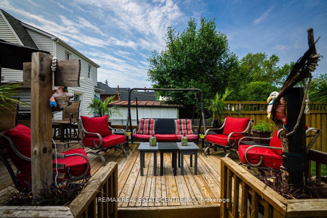 Photo 24 of 14 Royce Avenue, Brampton, Downtown Brampton — HOMEH