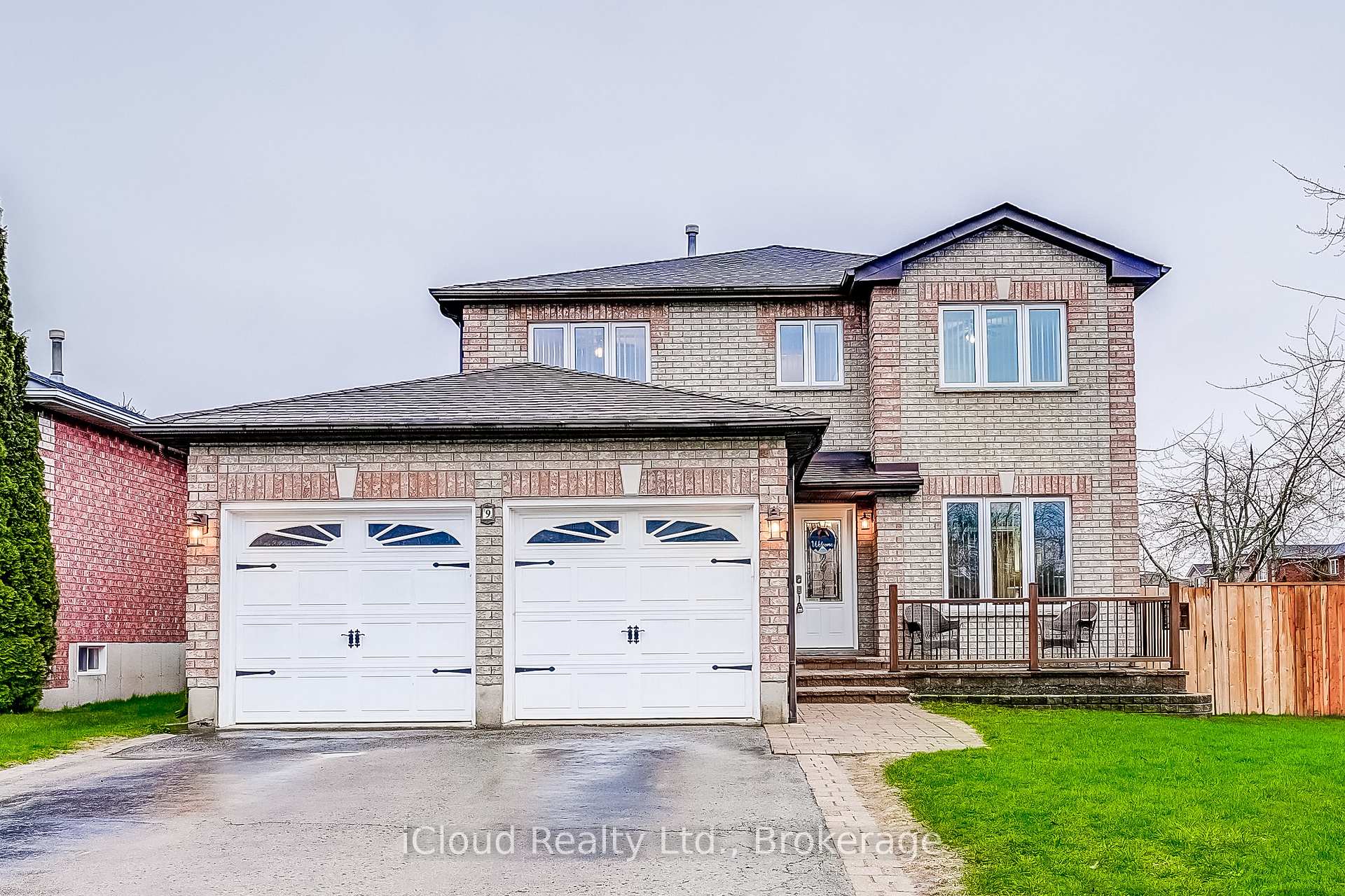 Front of 9 Timothy Lane S