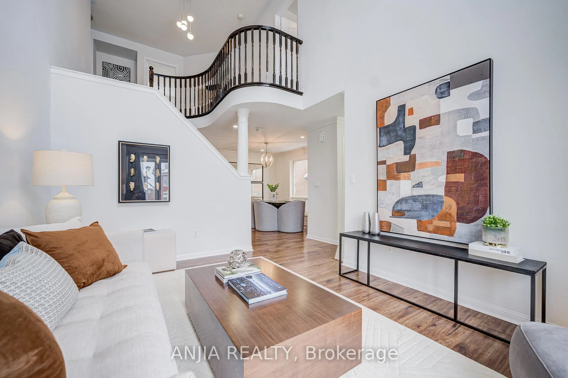 Photo 7 of 14 Castlemore Avenue, Markham, Berczy — HOMEH