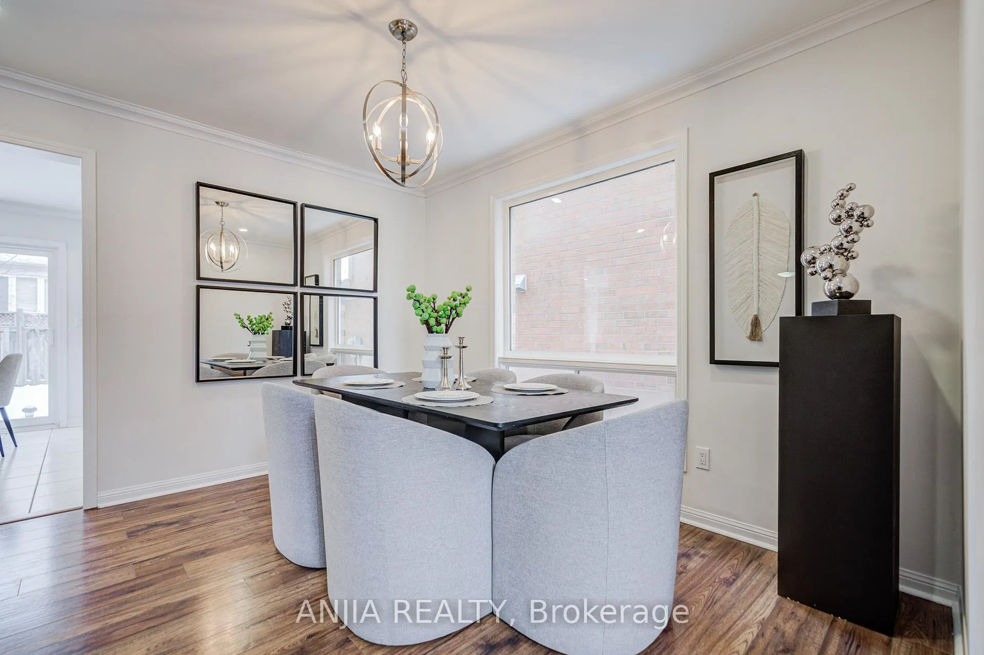 Photo 8 of 14 Castlemore Avenue, Markham, Berczy — HOMEH