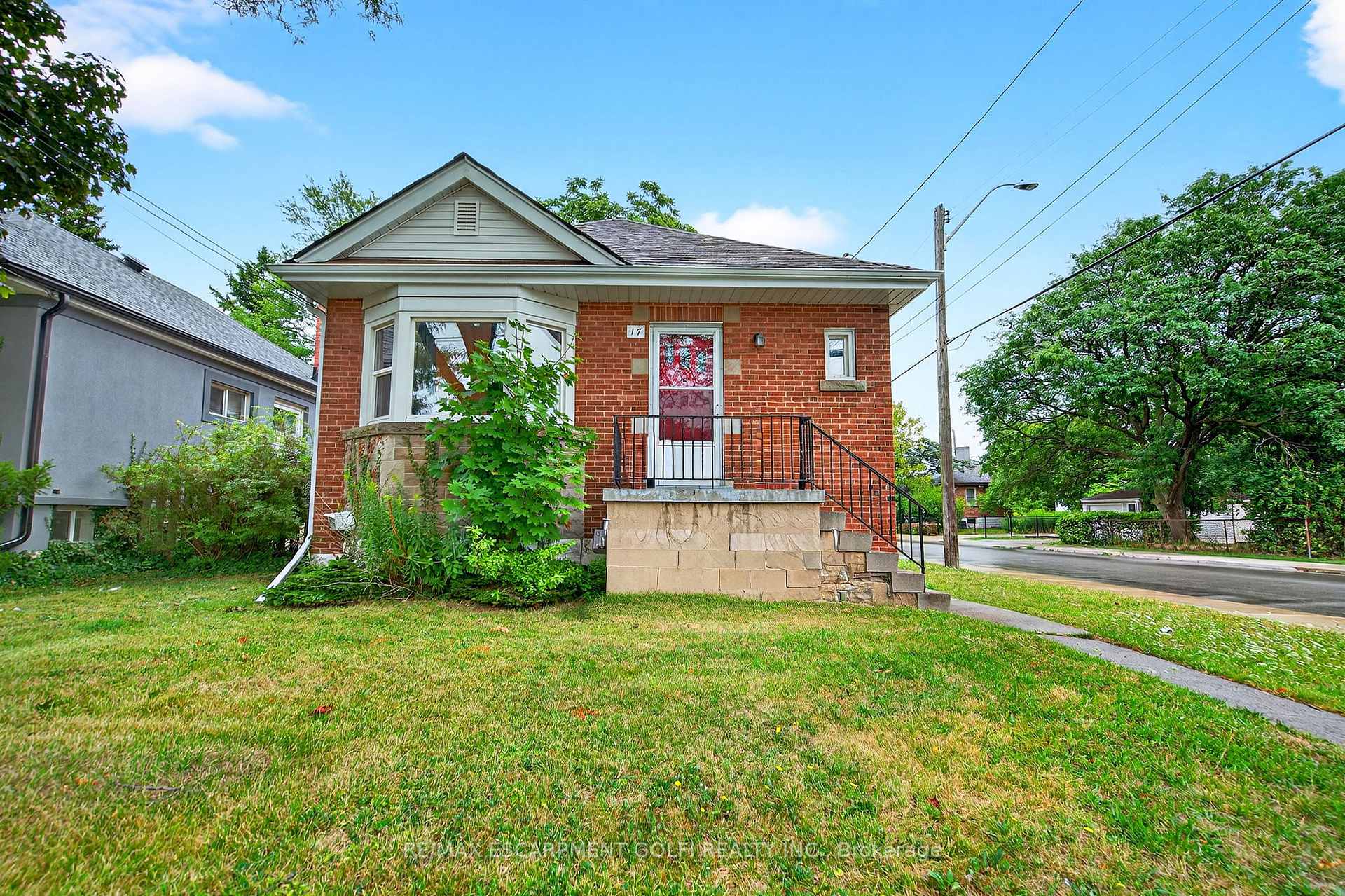 Photo 1 of 17 West 3RD Street, Hamilton, Southam — HOMEH