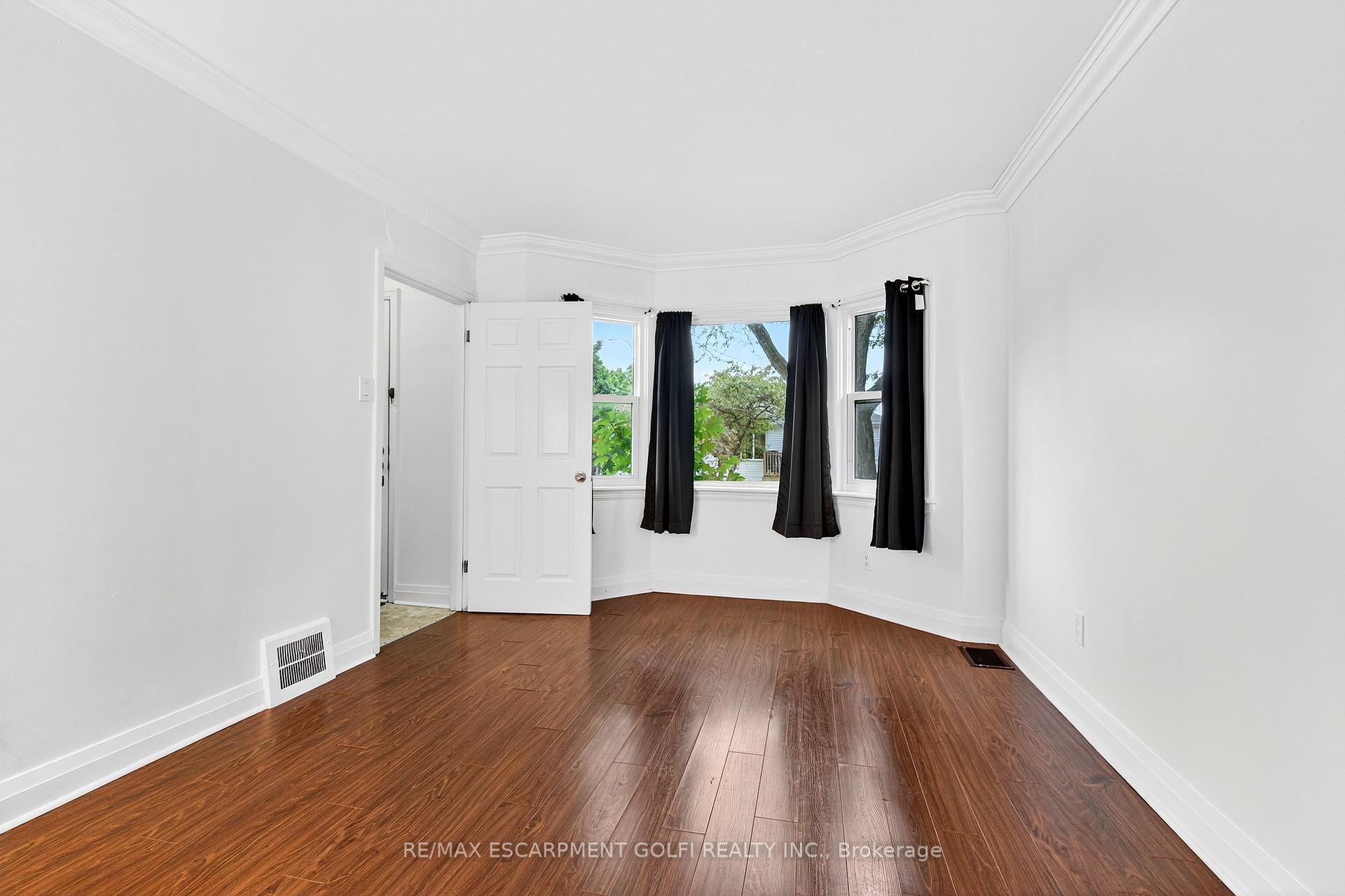 Photo 20 of 17 West 3RD Street, Hamilton, Southam — HOMEH