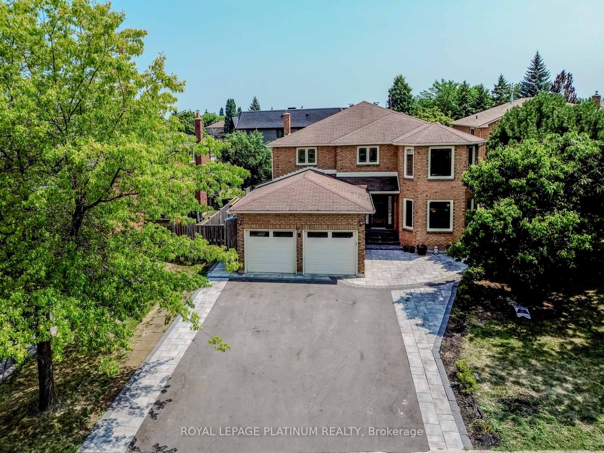 Photo 1 of 4 Burwash Court, Brampton, Heart Lake West — HOMEH