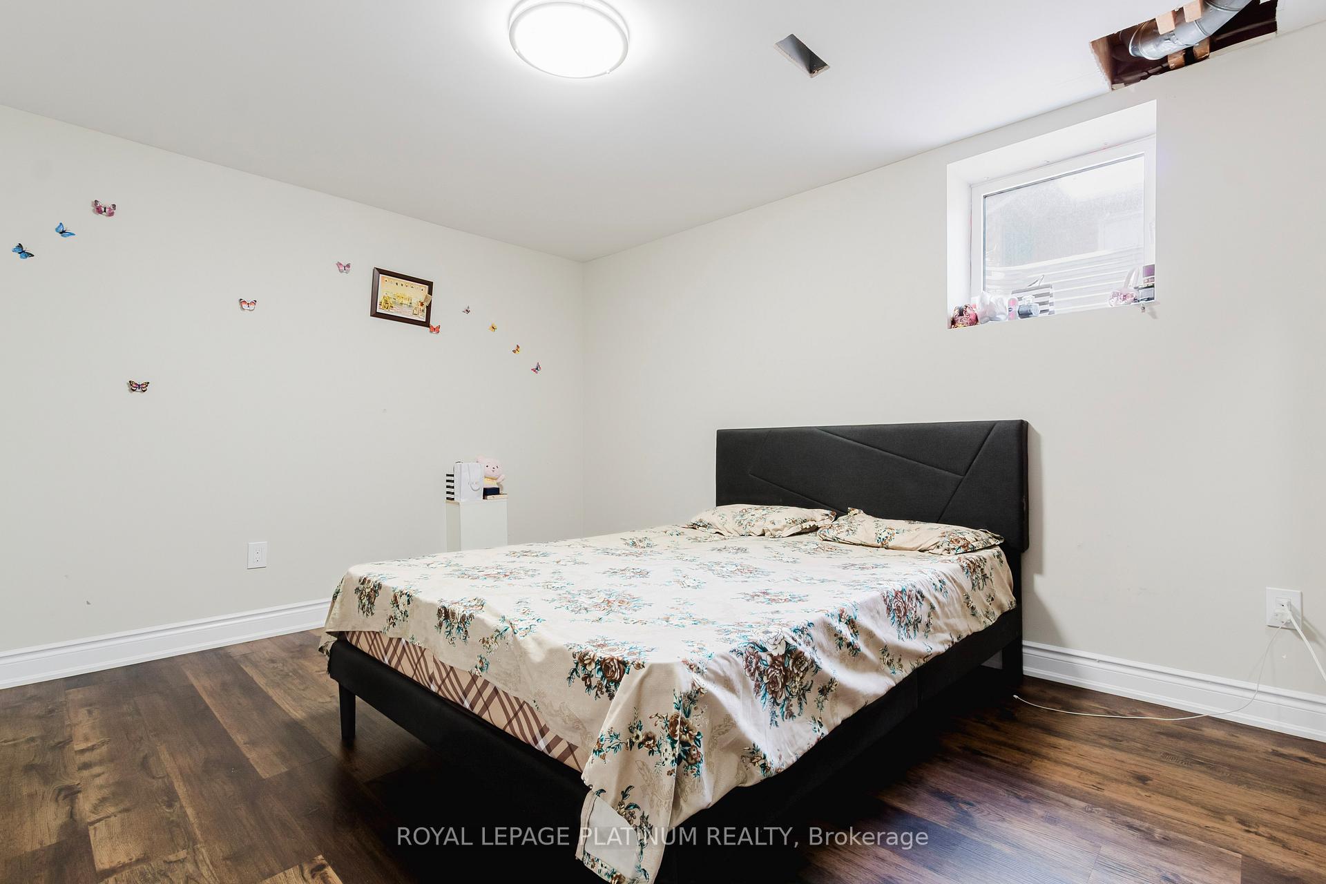 Photo 2 of 4 Burwash Court, Brampton, Heart Lake West — HOMEH