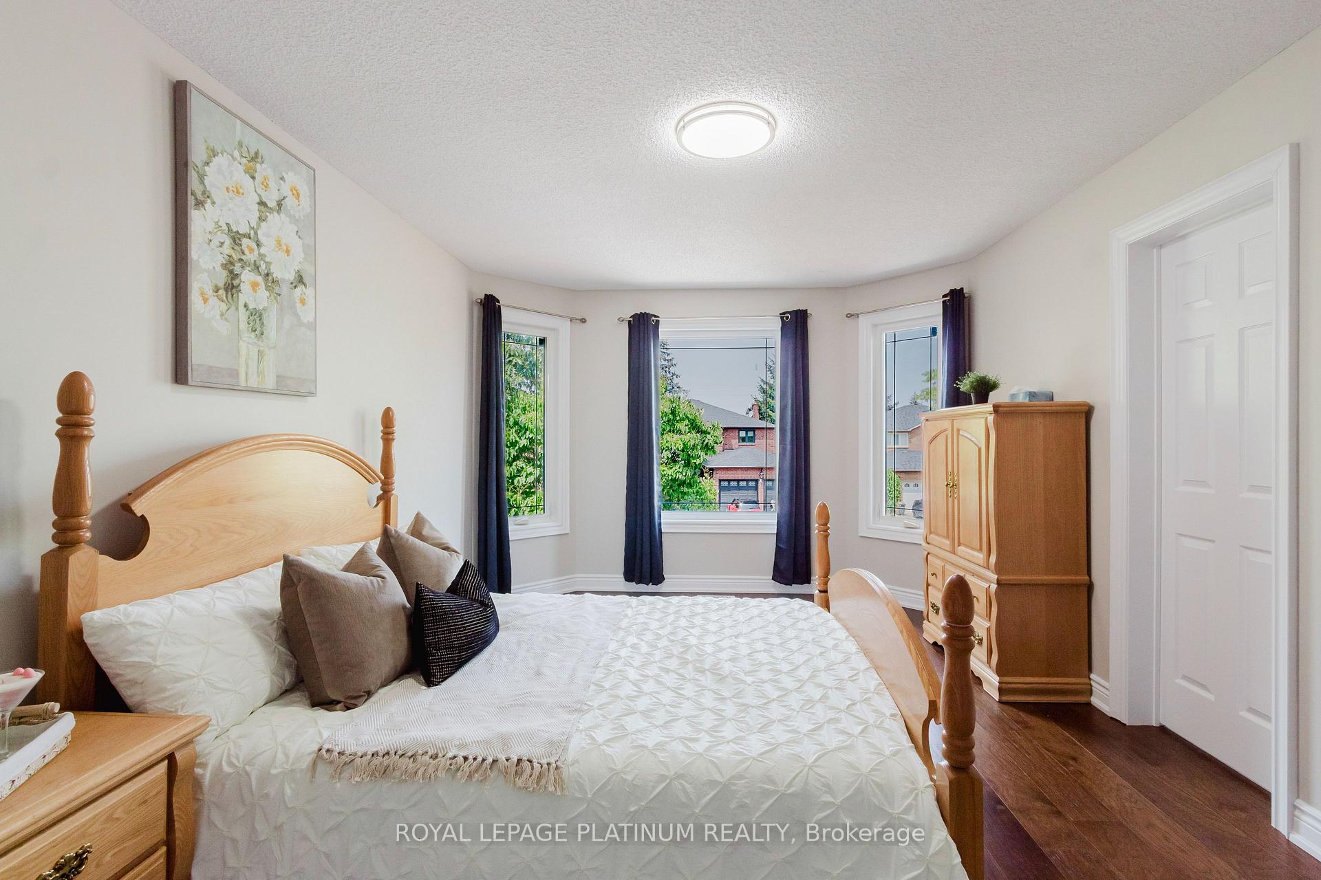 Photo 17 of 4 Burwash Court, Brampton, Heart Lake West — HOMEH