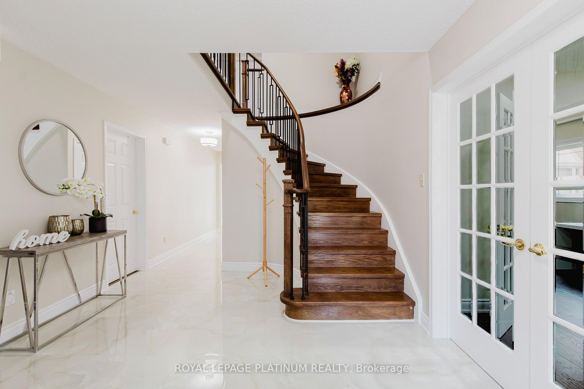 Photo 32 of 4 Burwash Court, Brampton, Heart Lake West — HOMEH