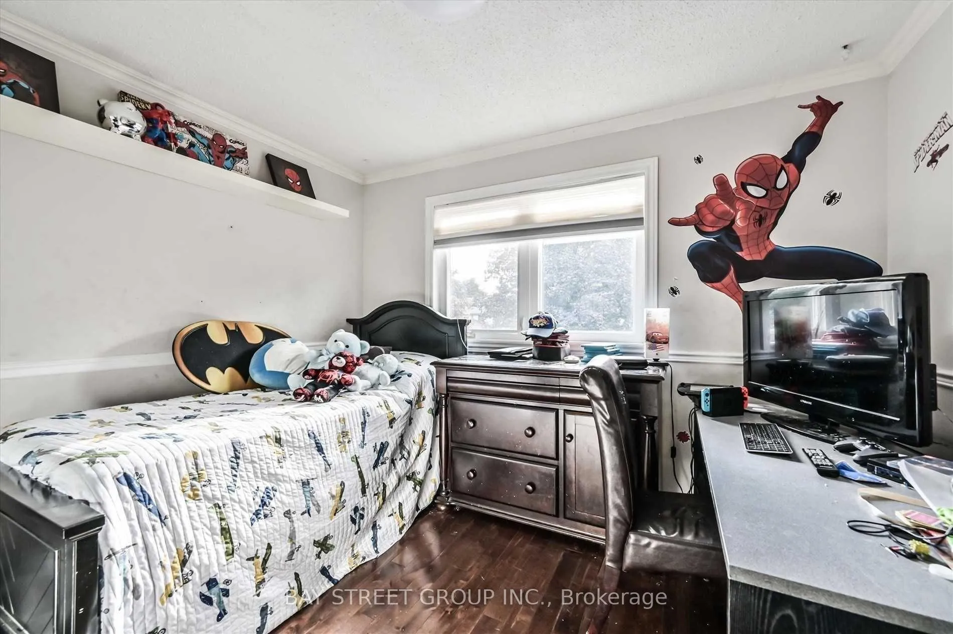 Photo 18 of 39 Barrington Crescent, Brampton, Heart Lake East — HOMEH