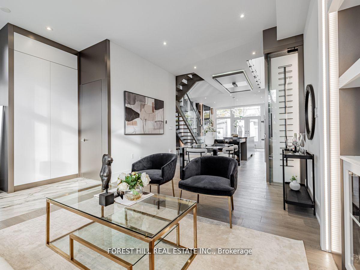 Photo 4 of 19 Devon Road, Toronto, East End-Danforth — HOMEH