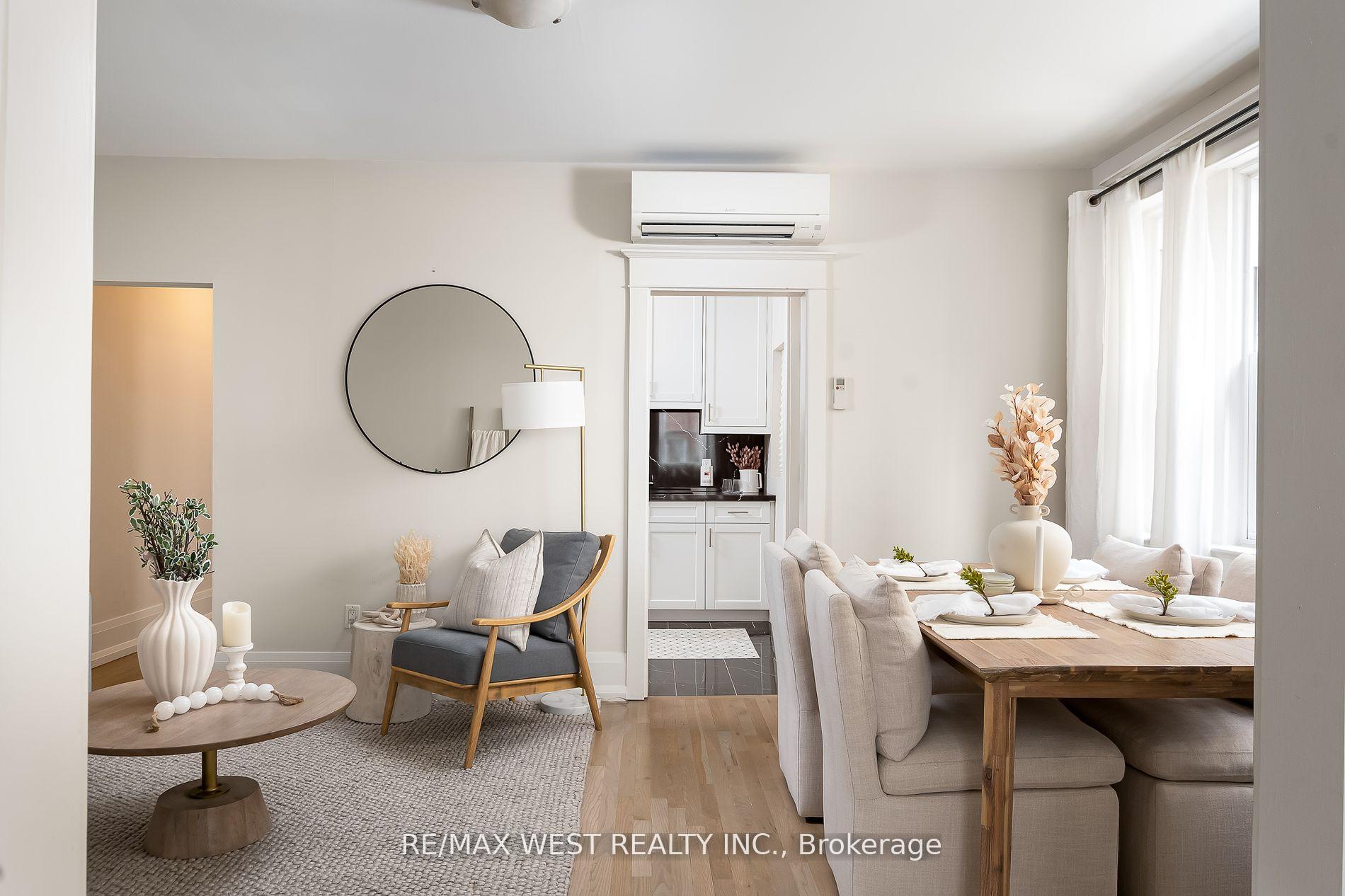 Photo 9 of Unit Bldg 1, 9 Humewood Drive, Toronto, Humewood-Cedarvale — HOMEH