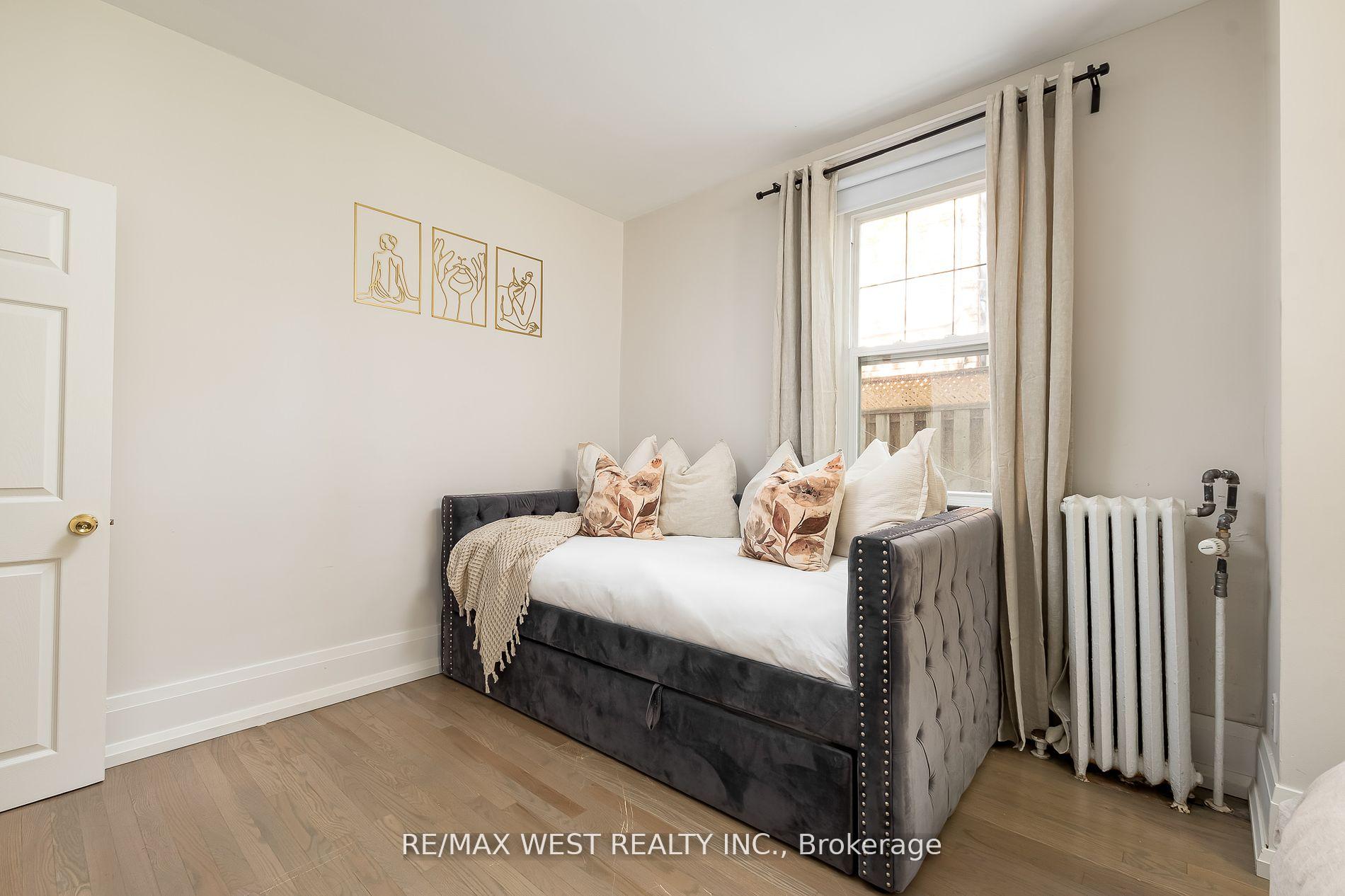 Photo 28 of Unit Bldg 1, 9 Humewood Drive, Toronto, Humewood-Cedarvale — HOMEH