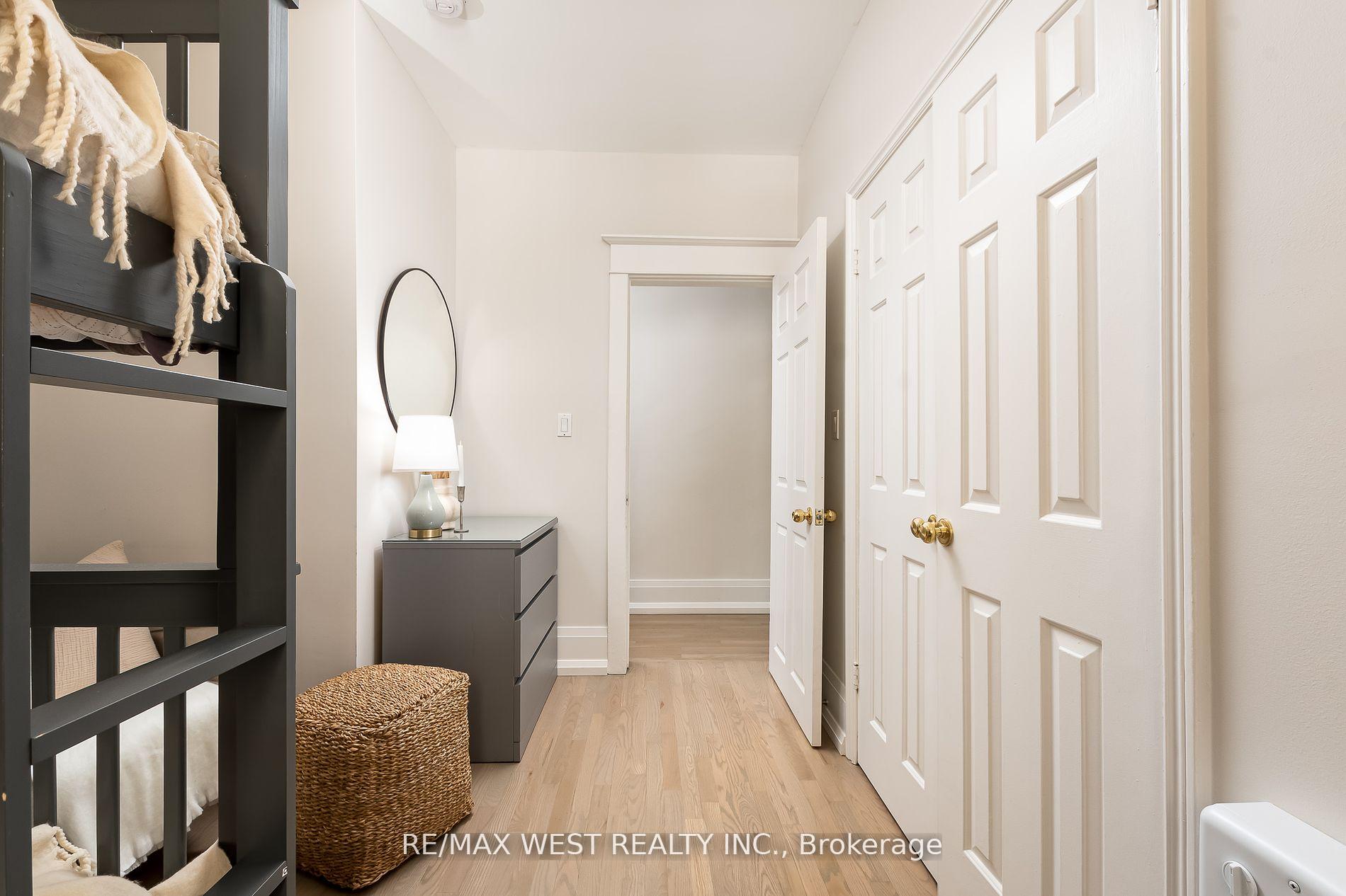 Photo 16 of Unit Bldg 1, 9 Humewood Drive, Toronto, Humewood-Cedarvale — HOMEH