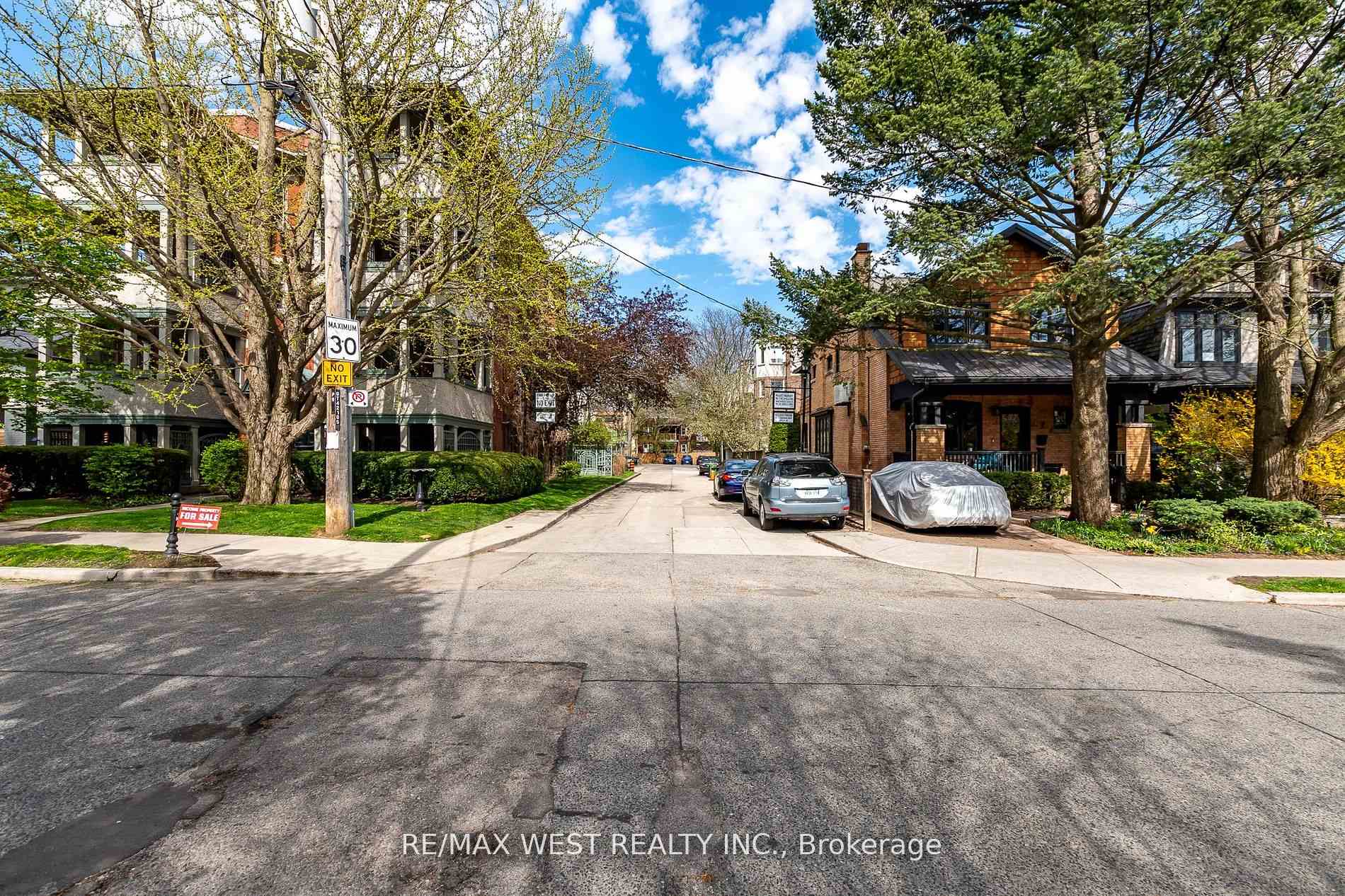Photo 37 of Unit Bldg 1, 9 Humewood Drive, Toronto, Humewood-Cedarvale — HOMEH