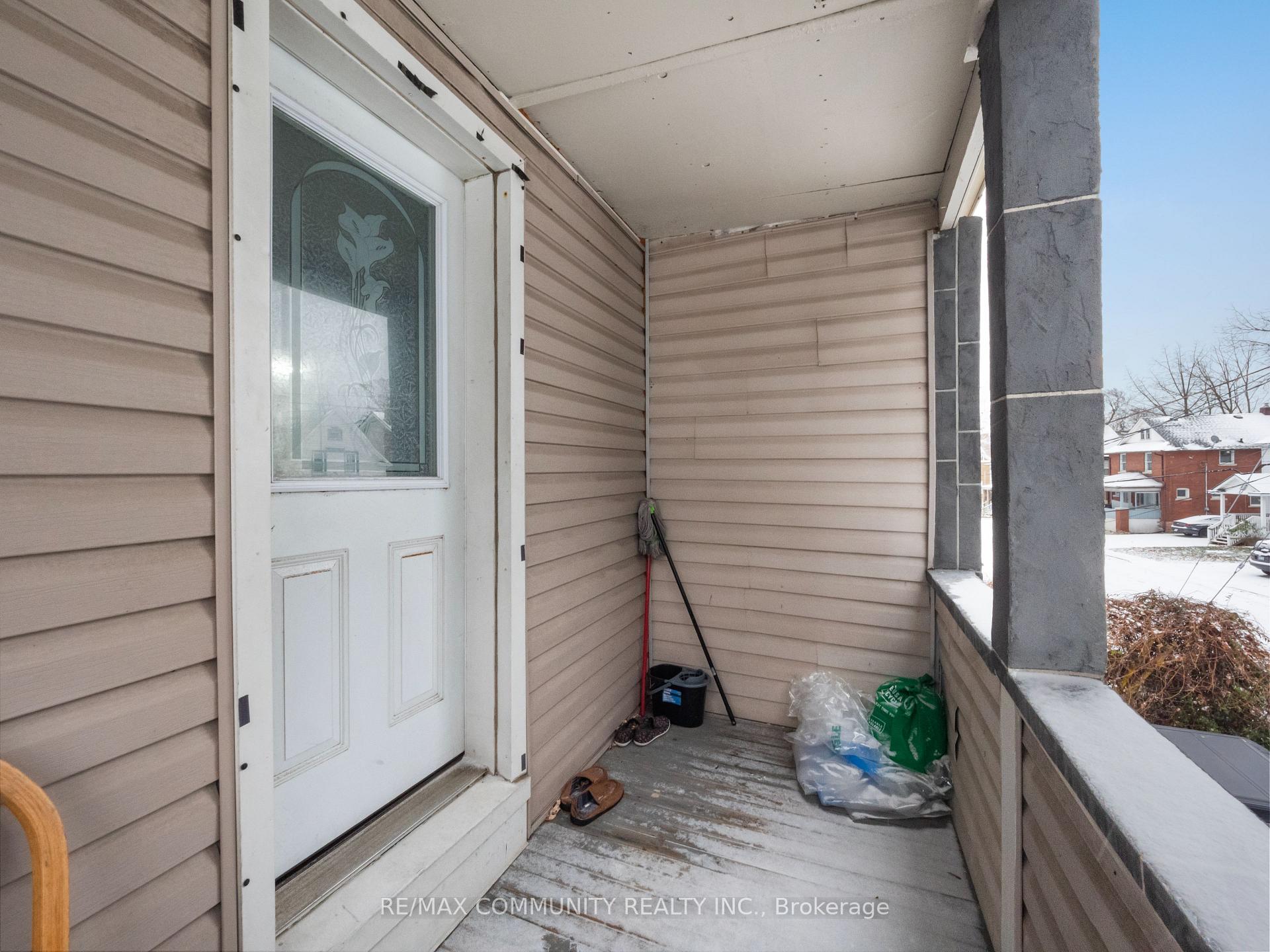 Photo 9 of 4769 McDougall Crescent, Niagara Falls, Downtown — HOMEH