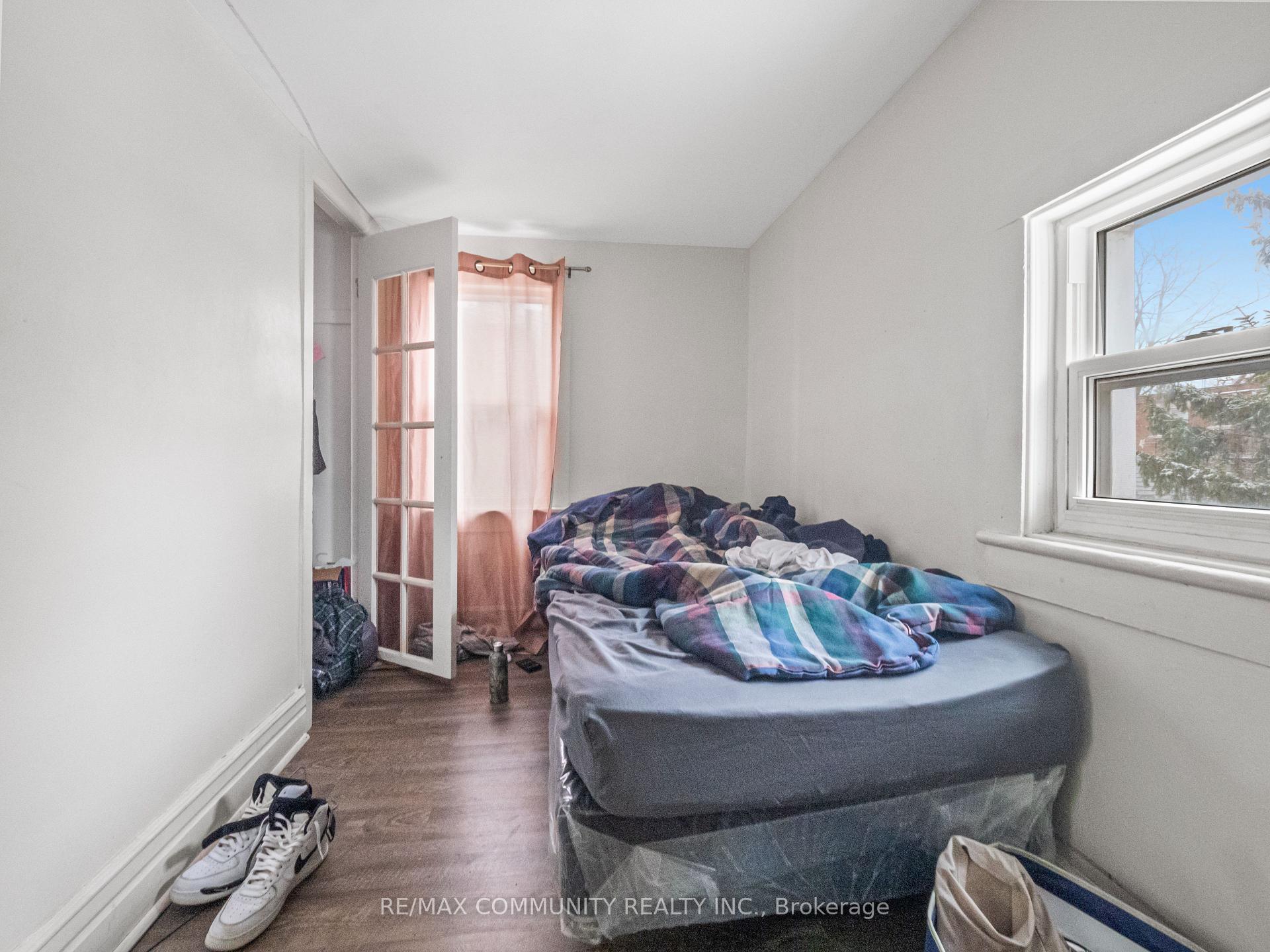 Photo 15 of 4769 McDougall Crescent, Niagara Falls, Downtown — HOMEH