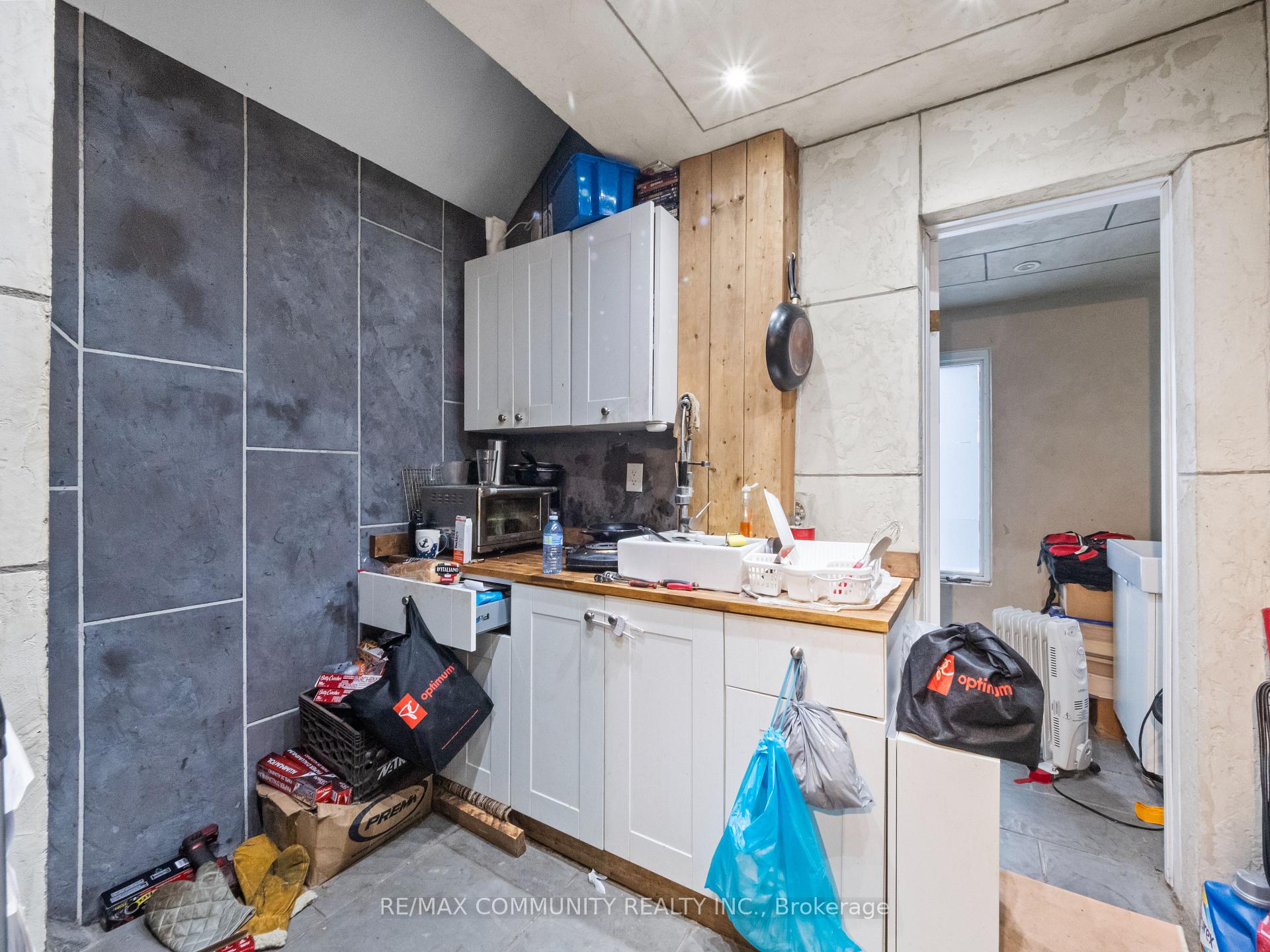Photo 16 of 4769 McDougall Crescent, Niagara Falls, Downtown — HOMEH