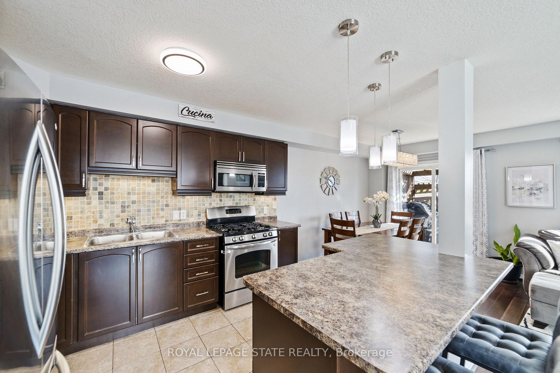 Photo 44 of 139 Periwinkle Drive, Hamilton, Stoney Creek — HOMEH