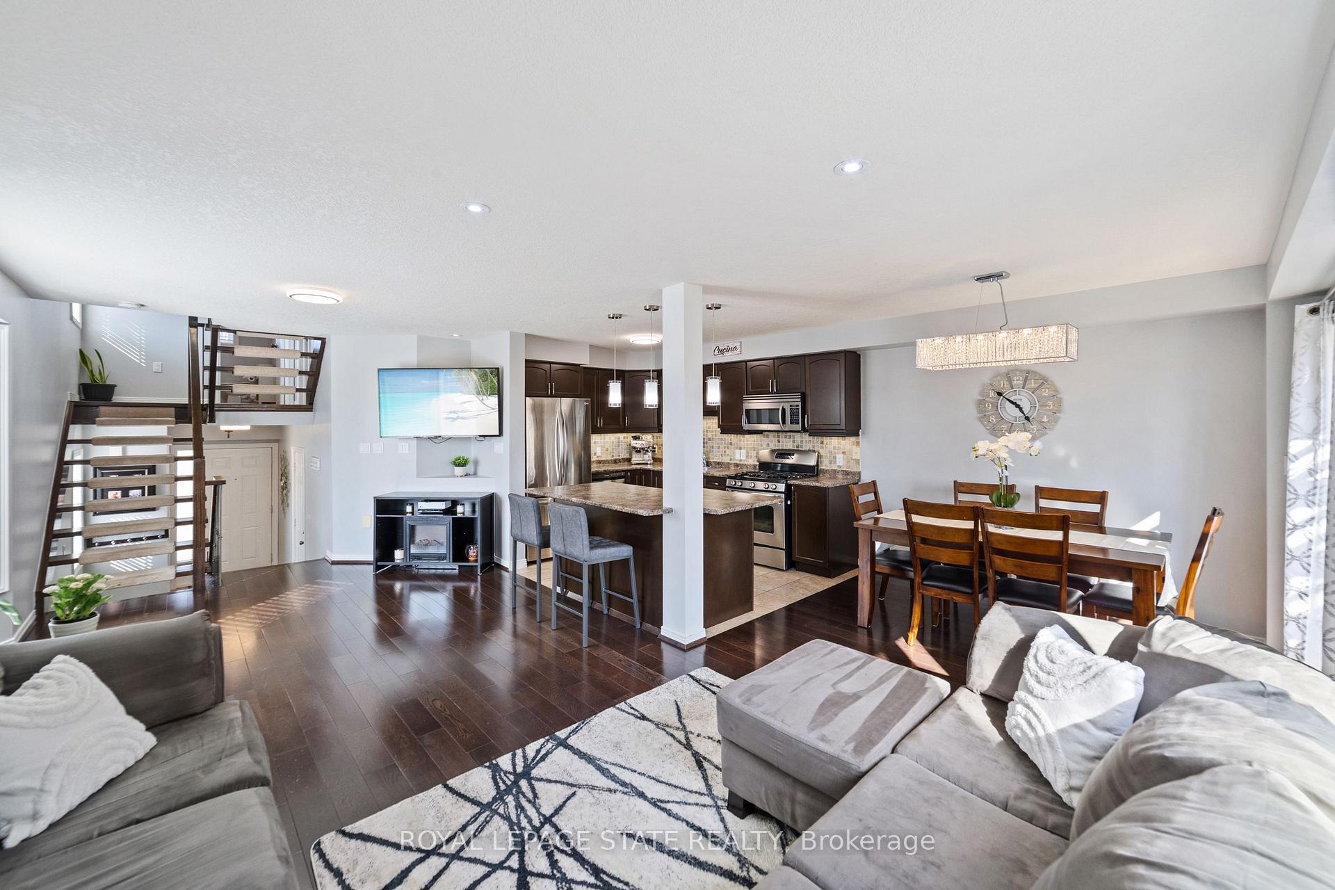 Photo 16 of 139 Periwinkle Drive, Hamilton, Stoney Creek — HOMEH