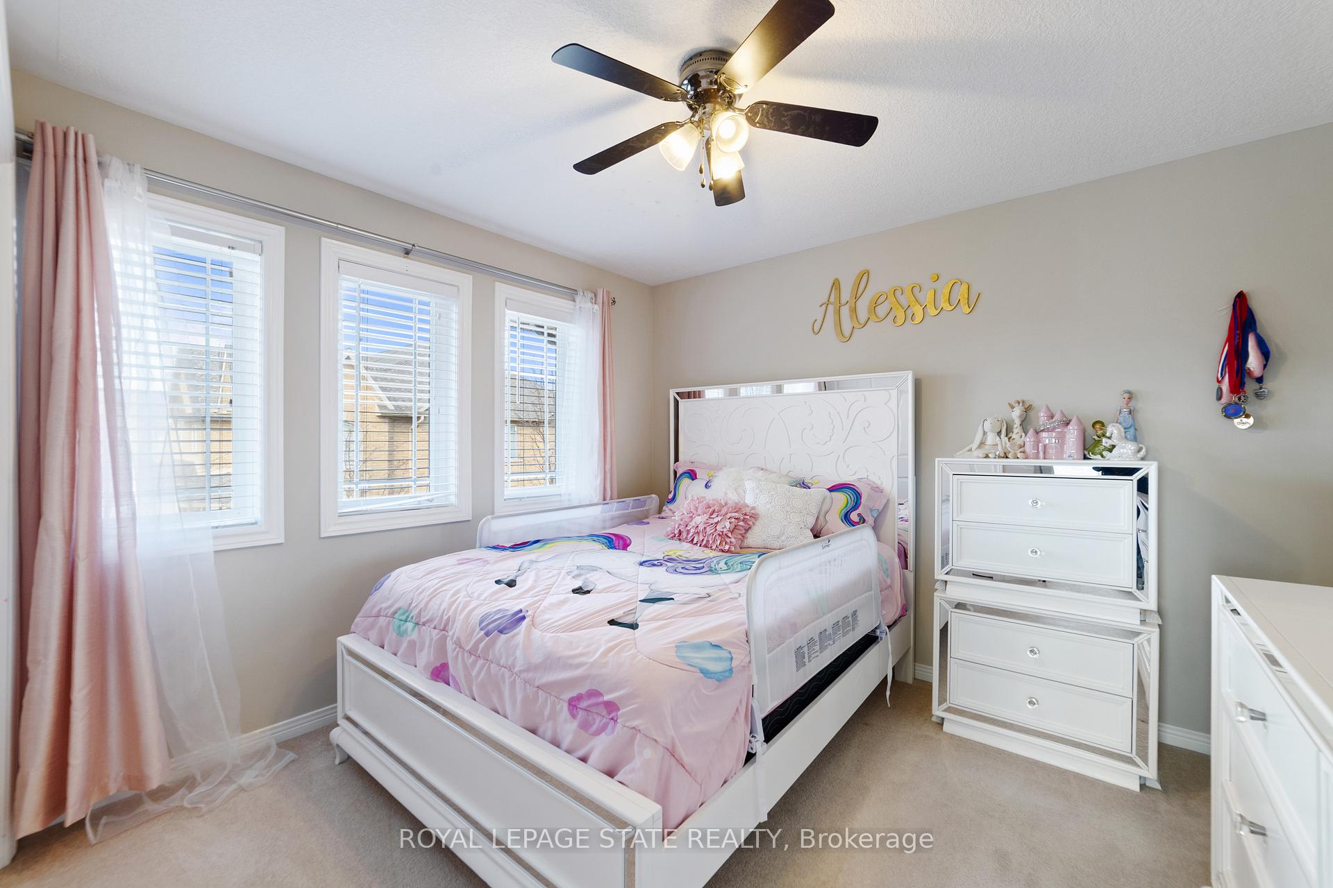 Photo 7 of 139 Periwinkle Drive, Hamilton, Stoney Creek — HOMEH