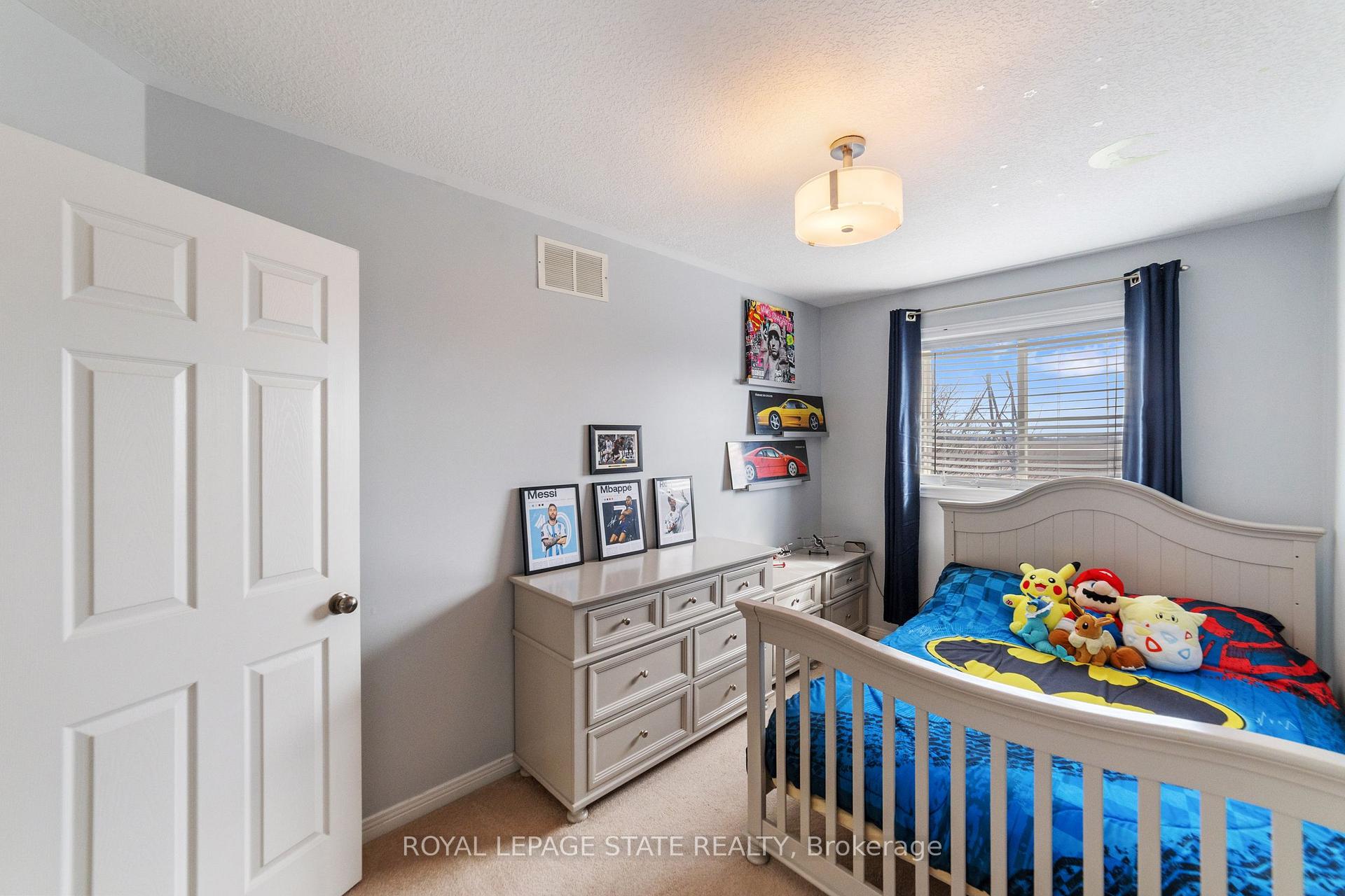 Photo 15 of 139 Periwinkle Drive, Hamilton, Stoney Creek — HOMEH