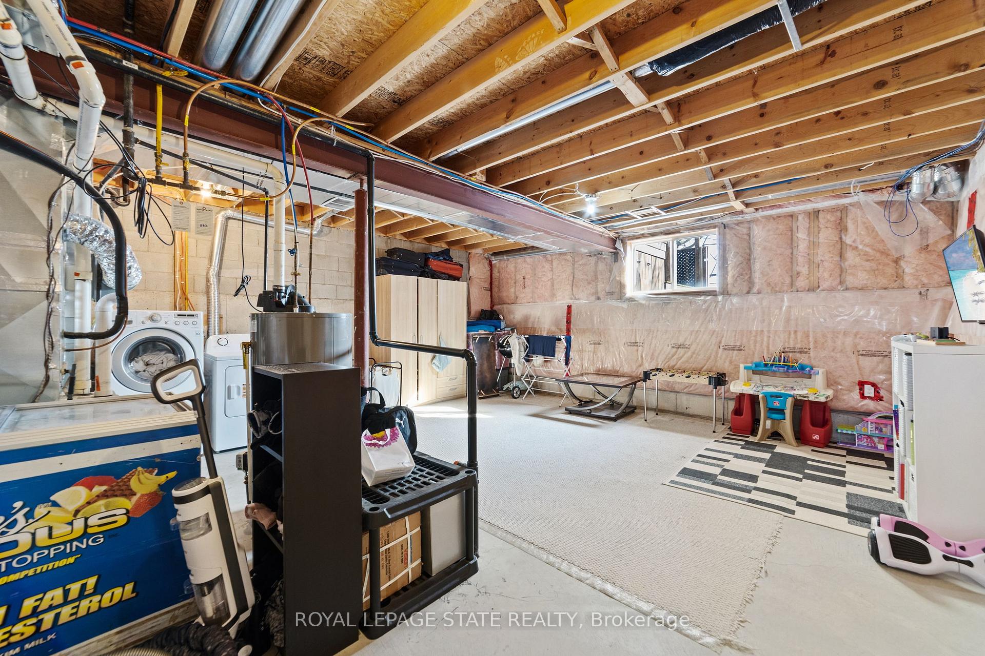 Photo 19 of 139 Periwinkle Drive, Hamilton, Stoney Creek — HOMEH