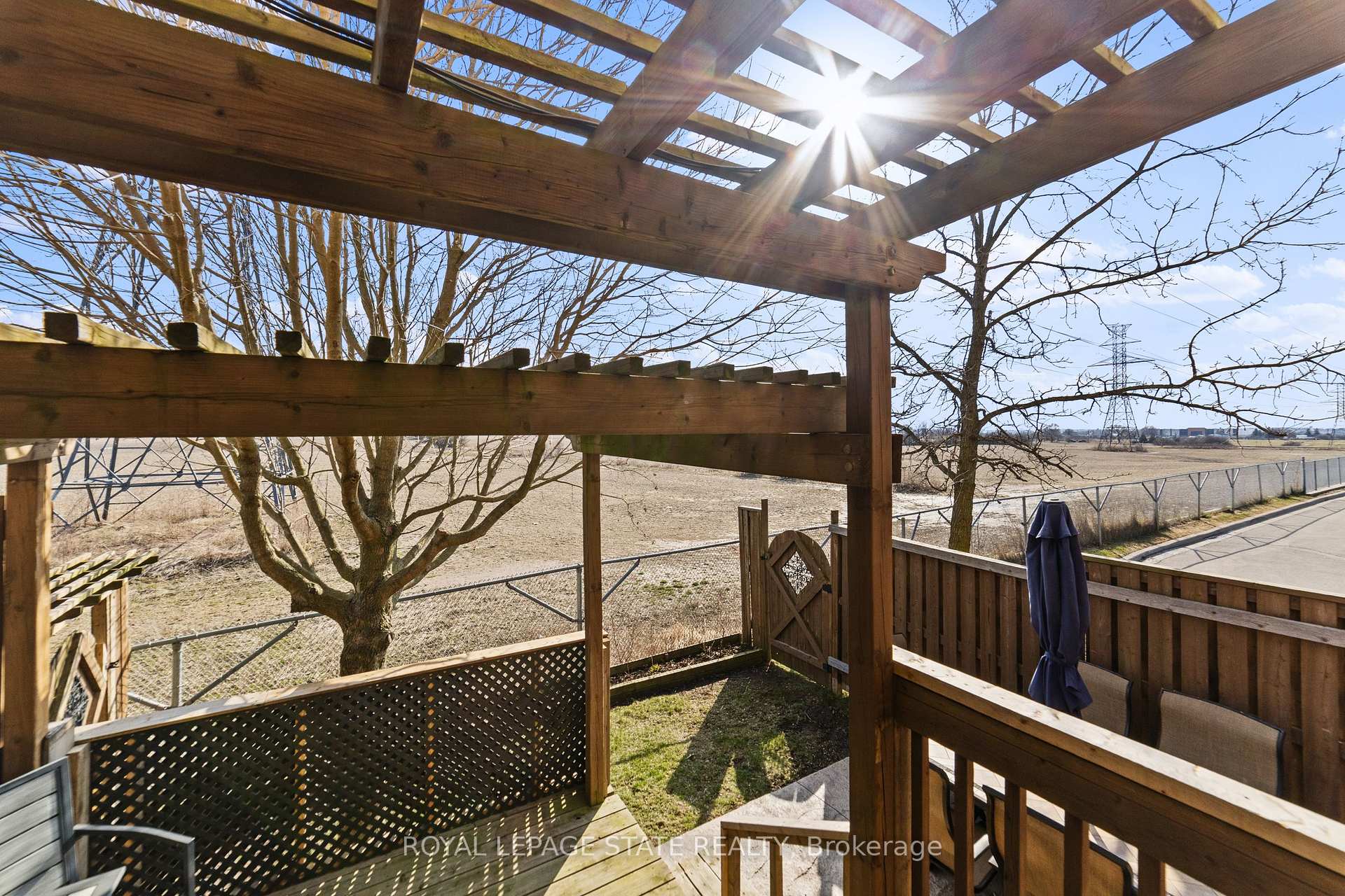 Photo 25 of 139 Periwinkle Drive, Hamilton, Stoney Creek — HOMEH