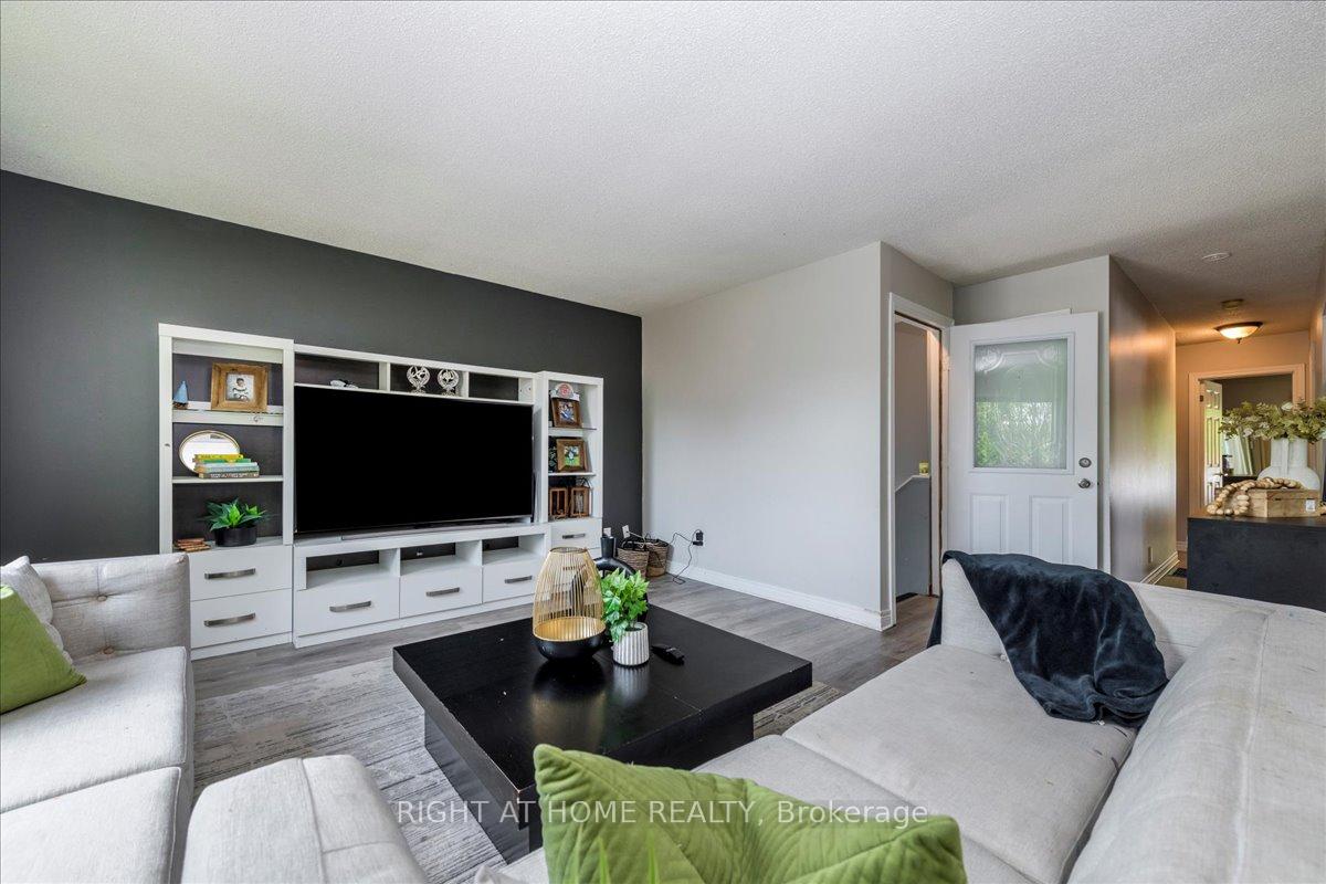 Photo 9 of 70 metro Road S, Georgina, Keswick North — HOMEH