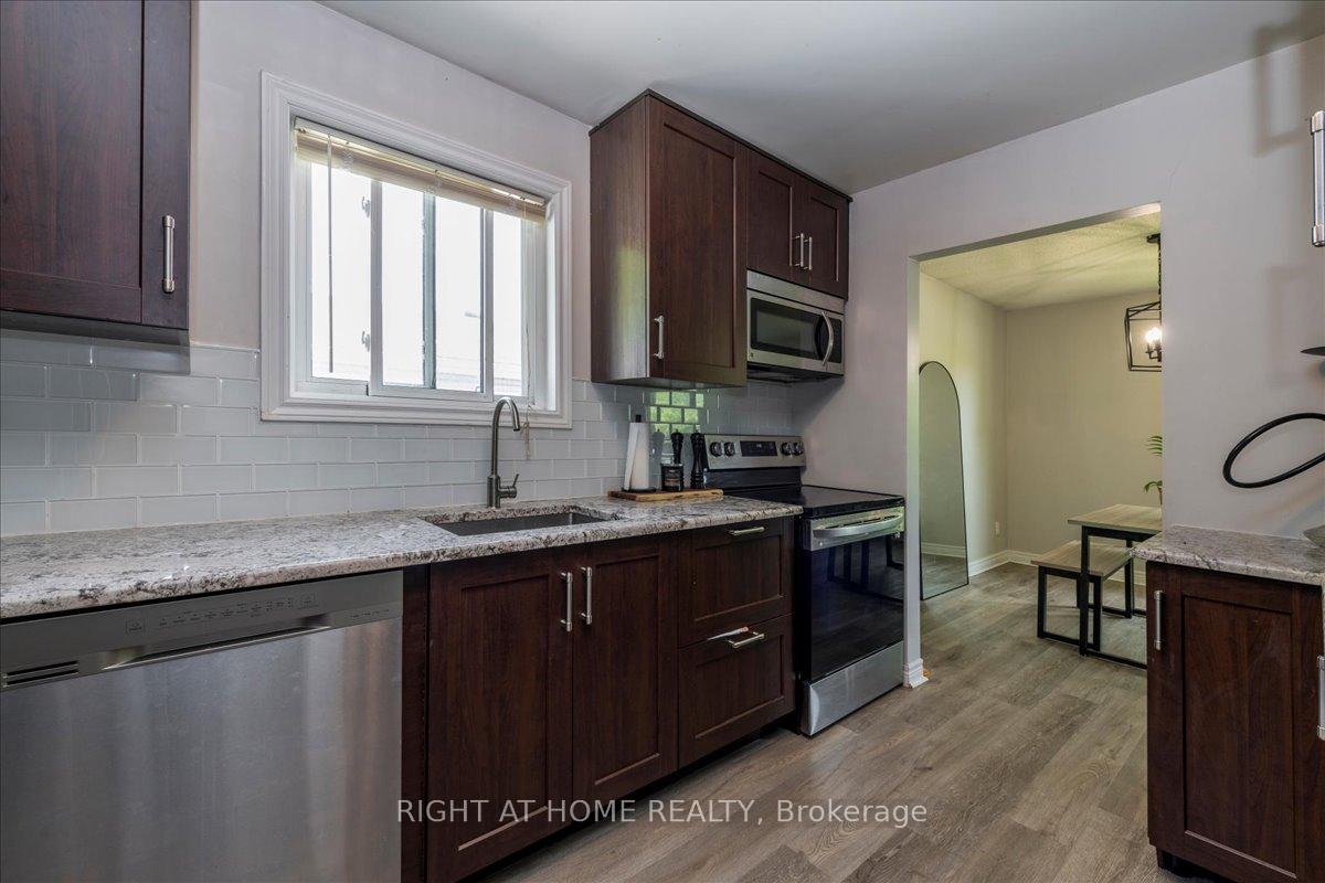 Photo 17 of 70 metro Road S, Georgina, Keswick North — HOMEH