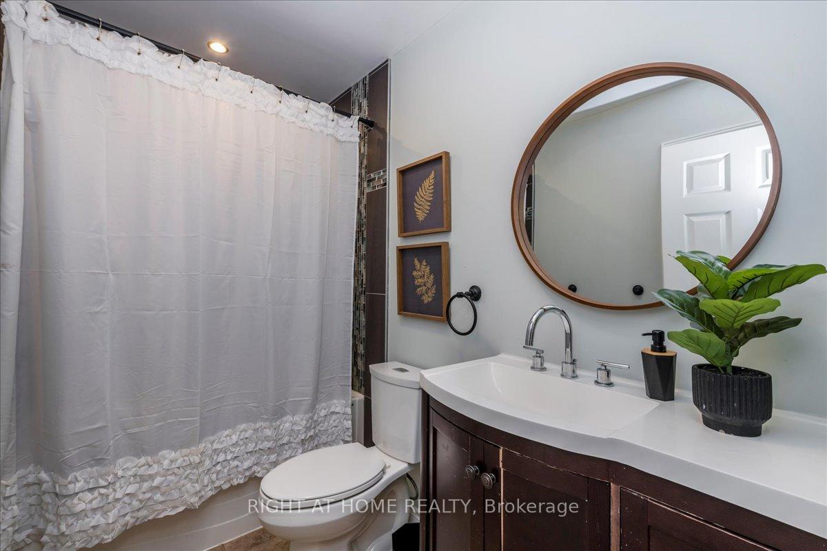 Photo 28 of 70 metro Road S, Georgina, Keswick North — HOMEH
