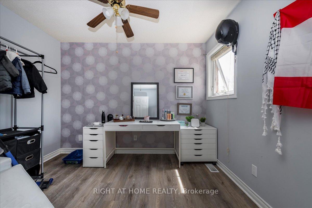 Photo 13 of 70 metro Road S, Georgina, Keswick North — HOMEH