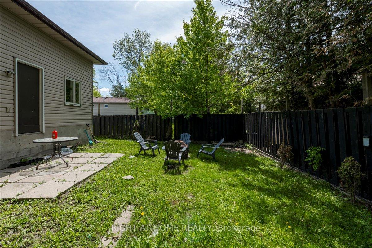 Photo 36 of 70 metro Road S, Georgina, Keswick North — HOMEH