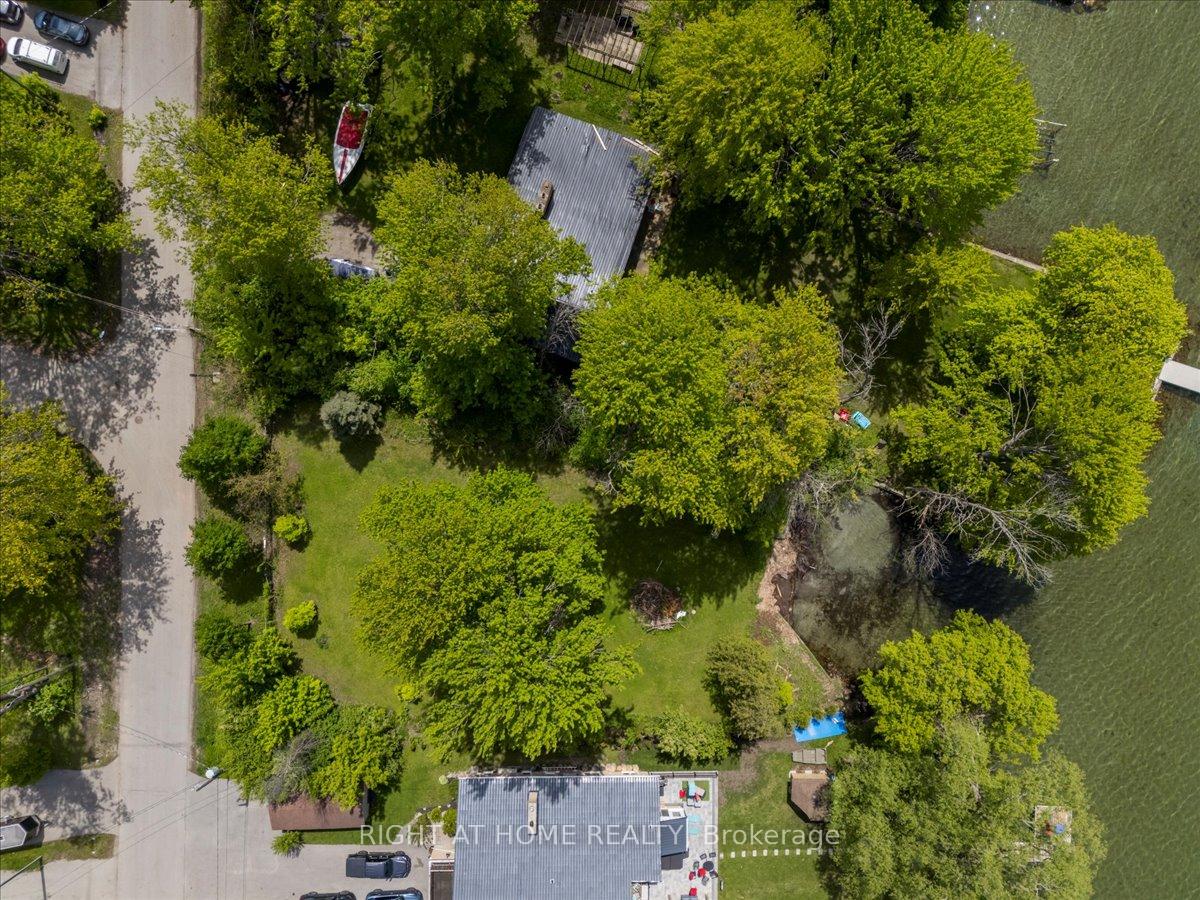 Photo 35 of 70 metro Road S, Georgina, Keswick North — HOMEH