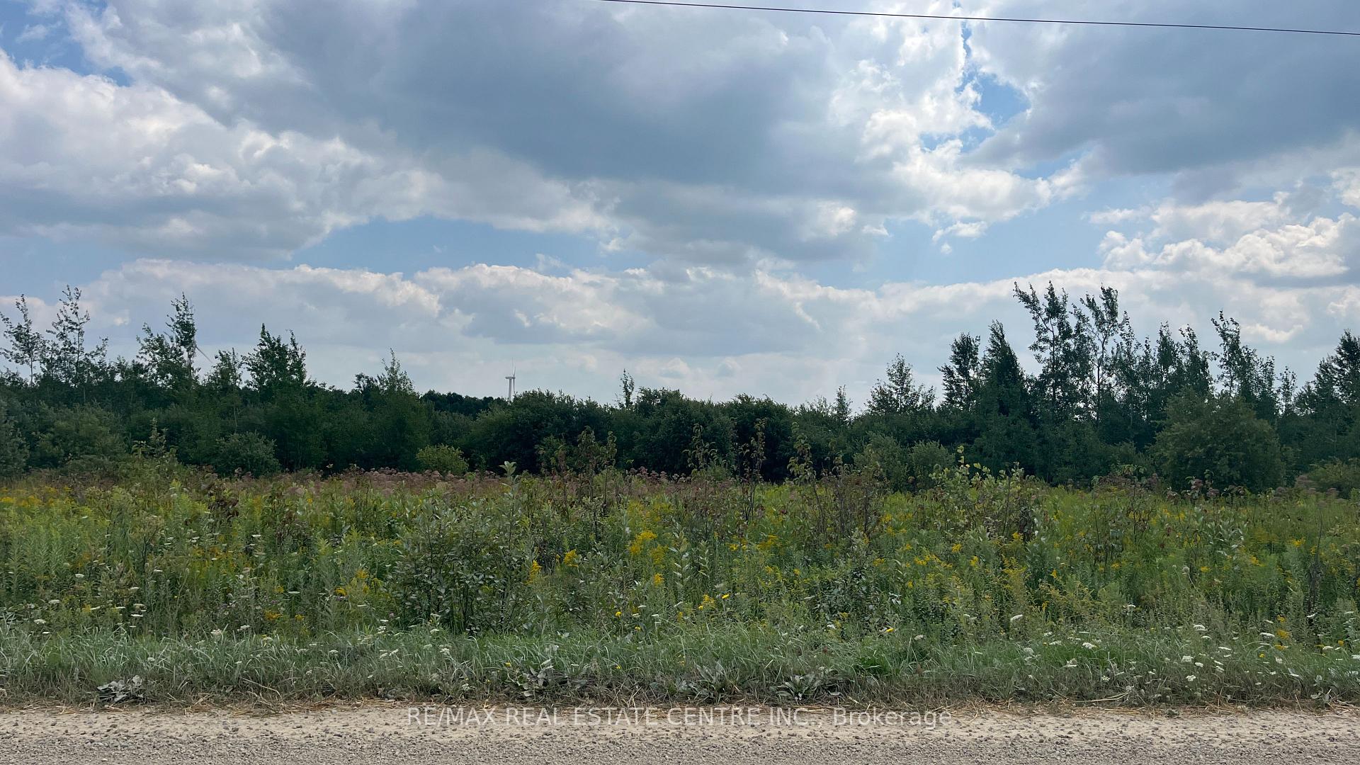 Front of LT18-31 260 Side Road
