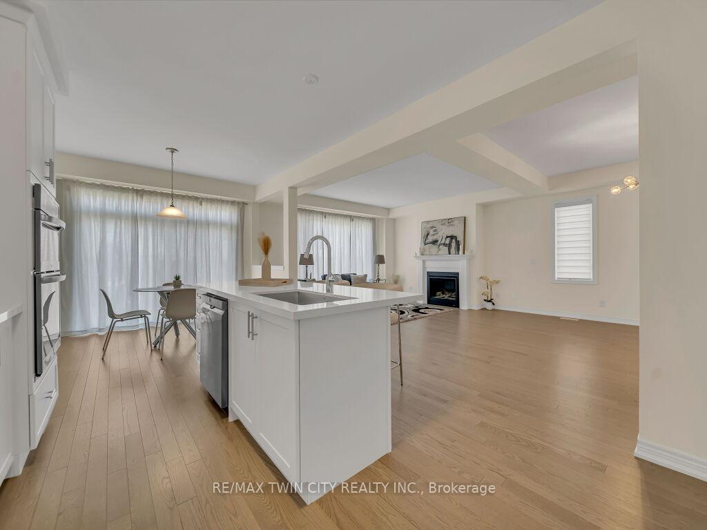 Photo 25 of 261 Broadacre Drive, Kitchener — HOMEH