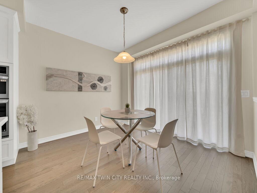 Photo 14 of 261 Broadacre Drive, Kitchener — HOMEH