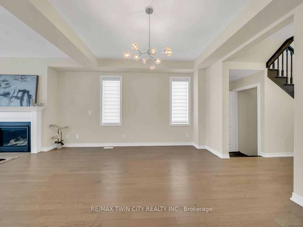 Photo 32 of 261 Broadacre Drive, Kitchener — HOMEH