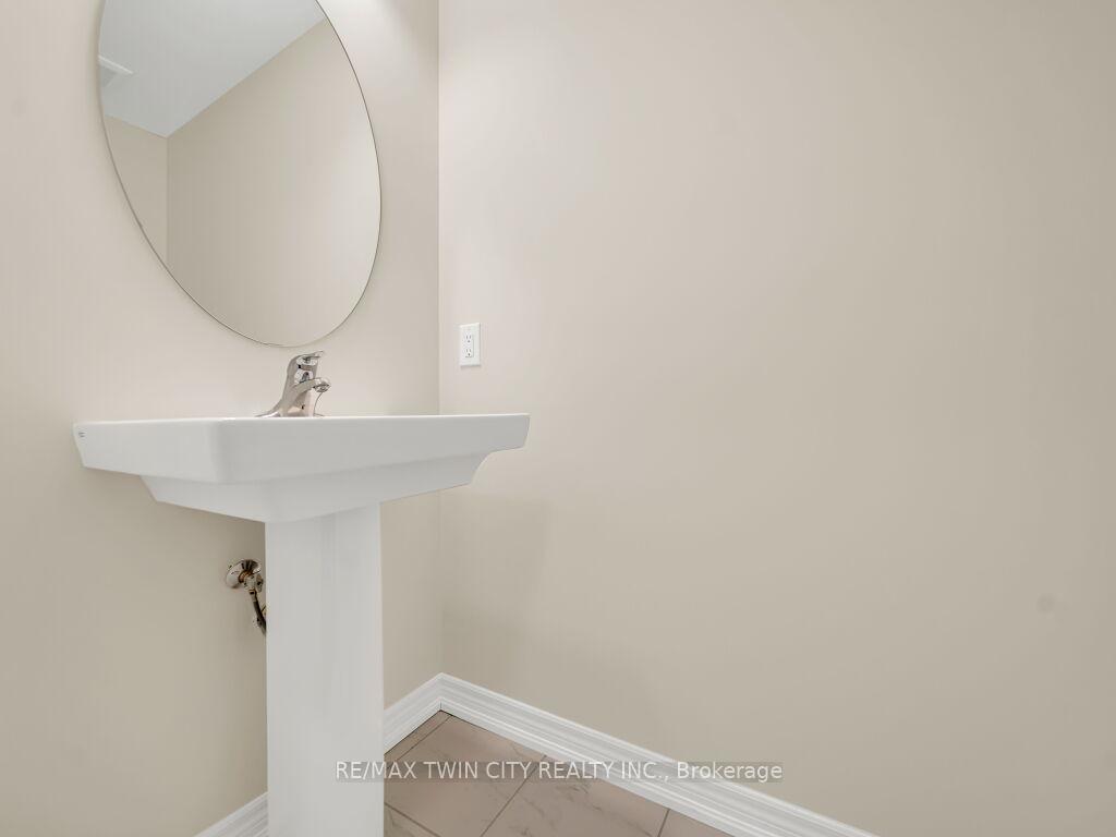 Photo 19 of 261 Broadacre Drive, Kitchener — HOMEH