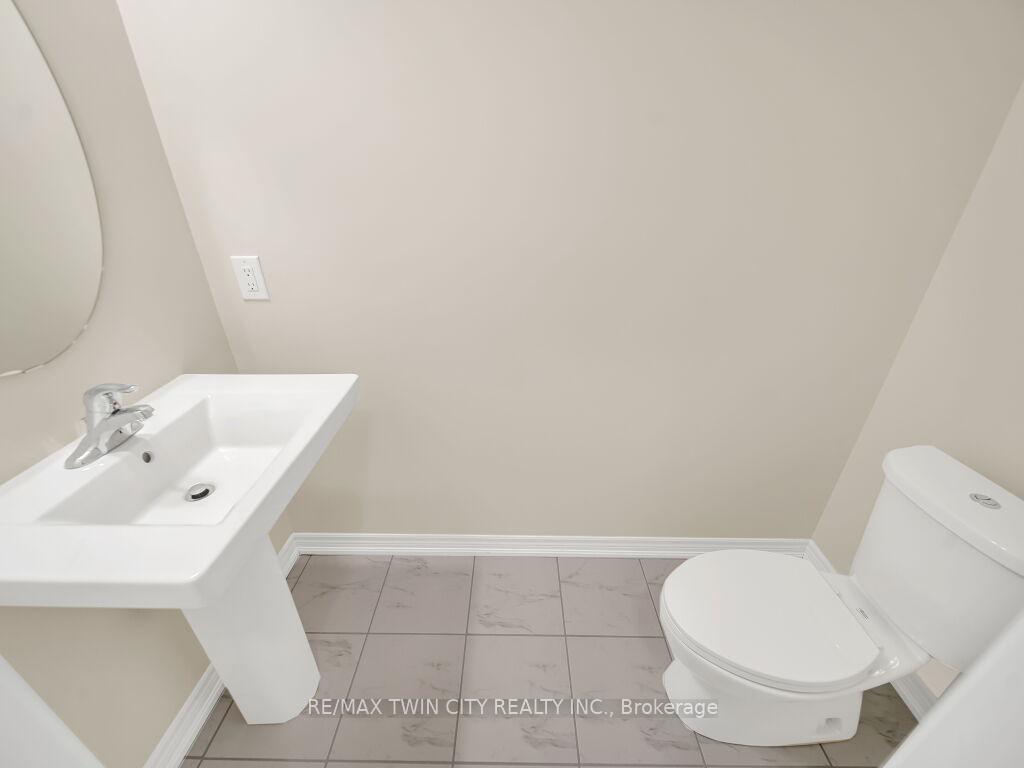 Photo 18 of 261 Broadacre Drive, Kitchener — HOMEH