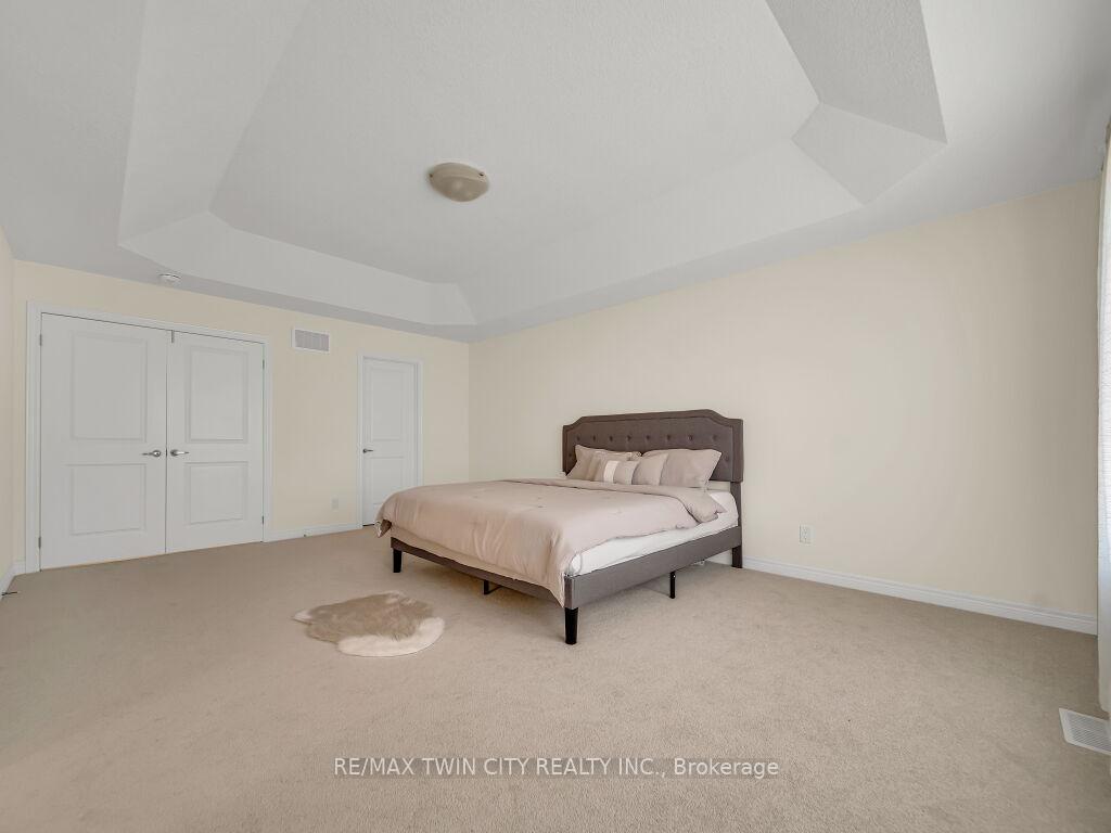 Photo 9 of 261 Broadacre Drive, Kitchener — HOMEH
