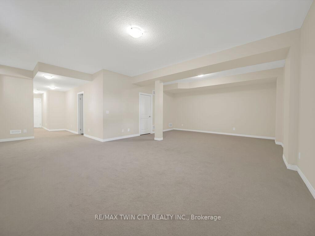Photo 29 of 261 Broadacre Drive, Kitchener — HOMEH