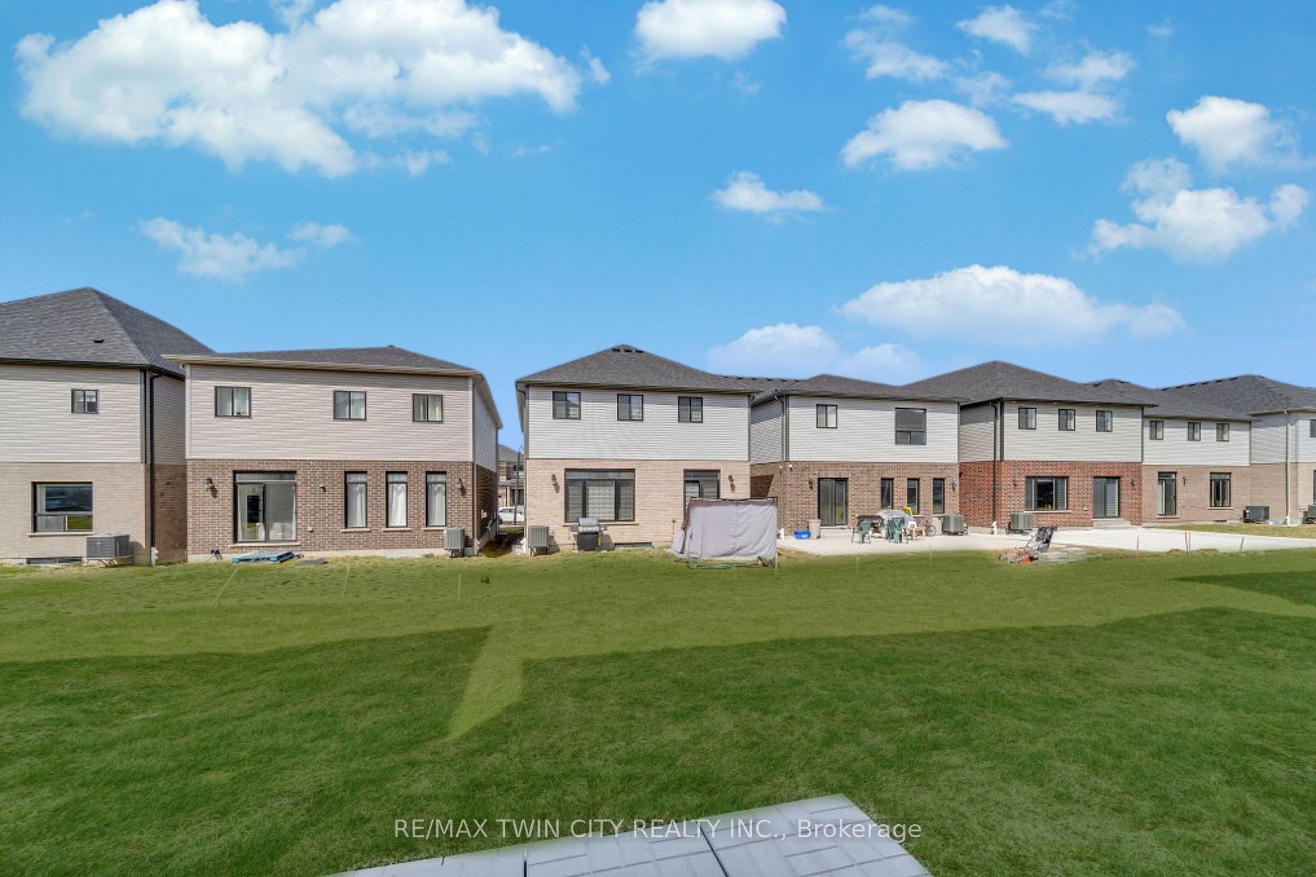 Photo 46 of 261 Broadacre Drive, Kitchener — HOMEH
