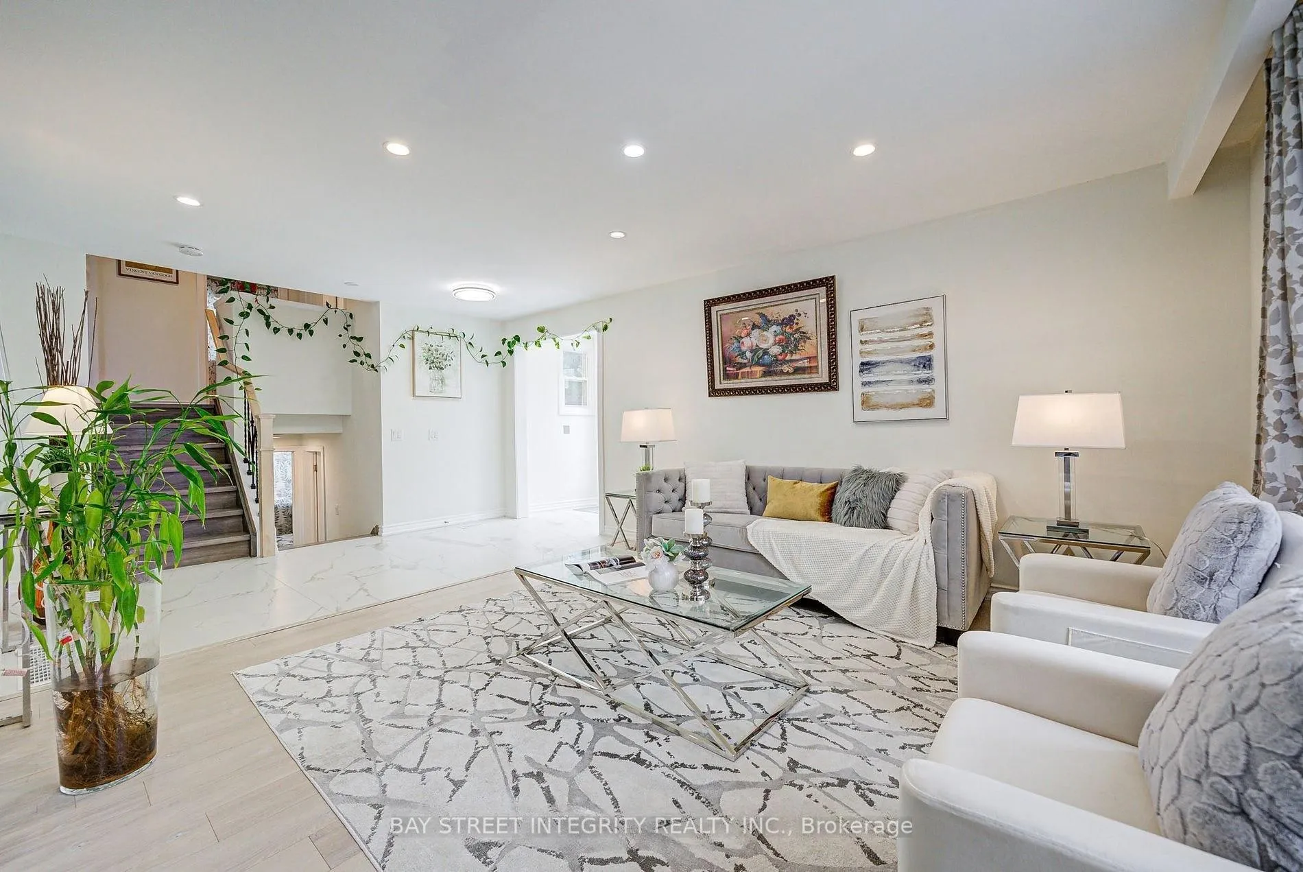 Photo 6 of 16 Arrowflight Drive, Markham, Bullock — HOMEH